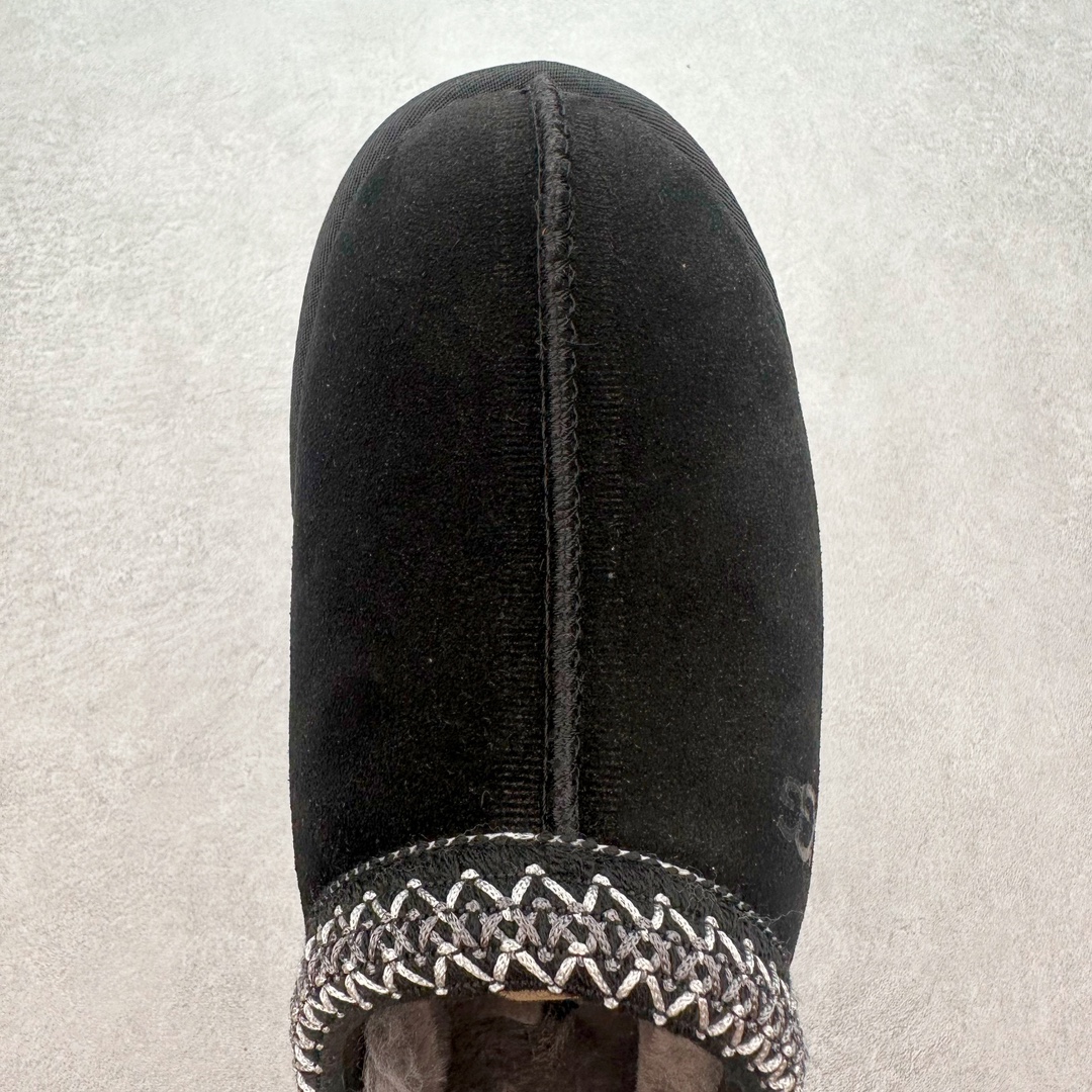 图片[4]-＃性价比 UGG 2553 秋冬经典户外雪地靴 官方同步包装 检验标 材料采用原厂防污防水皮料 羊毛皮一体 防滑耐磨轻翼大底 保暖性能十足 严寒季节 必属佳品 尺码：35 36 37 38 39 40-选品中心