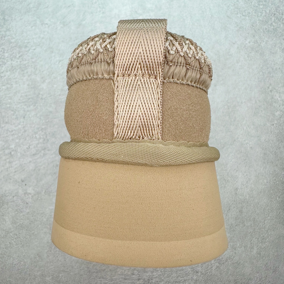 图片[8]-＃性价比 UGG 2553 秋冬经典户外雪地靴 官方同步包装 检验标 材料采用原厂防污防水皮料 羊毛皮一体 防滑耐磨轻翼大底 保暖性能十足 严寒季节 必属佳品 尺码：35 36 37 38 39 40-选品中心