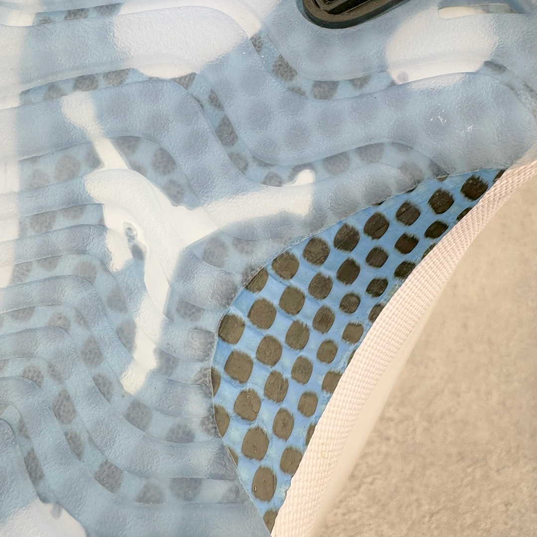 图片[24]-＃Ljr特供 Air Jordan AJ11 Retro High \\\”Legend Blue\\\” 传奇蓝2024 CT8012-104 全新改良批次 圈内最强AJ11系列 恪守真诚 承诺混一赔十 高端零售裸鞋圈特供批次 SZ原厂全套原楦原纸板冲刀磨具开发 原厂皮料加持 原厂港宝加持定型后跟R度完美 同源原厂电绣 飞翼针数密度立体效果一致 百分百一致原鞋 原厂拉帮工艺 针距密度一致 后跟弧度收口自然不对折 极致一眼正品既视感 进口玻璃冲刀皮料裁剪零毛边 全鞋电脑针车工艺 品控清洁度最高QC检验标准 免检产品 原厂订购鞋盒、鞋标、防尘纸、鞋撑、鞋带 追求极致的原厂味道 尺码：40.5 41 42 42.5 43 44 44.5 45 46 47.5 48.5-选品中心