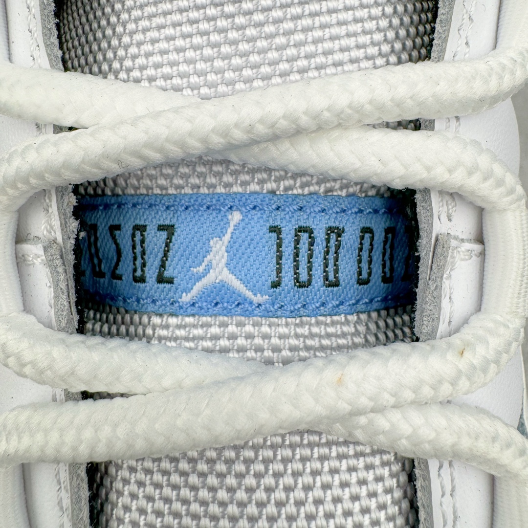 图片[18]-＃Ljr特供 Air Jordan AJ11 Retro High \\\”Legend Blue\\\” 传奇蓝2024 CT8012-104 全新改良批次 圈内最强AJ11系列 恪守真诚 承诺混一赔十 高端零售裸鞋圈特供批次 SZ原厂全套原楦原纸板冲刀磨具开发 原厂皮料加持 原厂港宝加持定型后跟R度完美 同源原厂电绣 飞翼针数密度立体效果一致 百分百一致原鞋 原厂拉帮工艺 针距密度一致 后跟弧度收口自然不对折 极致一眼正品既视感 进口玻璃冲刀皮料裁剪零毛边 全鞋电脑针车工艺 品控清洁度最高QC检验标准 免检产品 原厂订购鞋盒、鞋标、防尘纸、鞋撑、鞋带 追求极致的原厂味道 尺码：40.5 41 42 42.5 43 44 44.5 45 46 47.5 48.5-选品中心