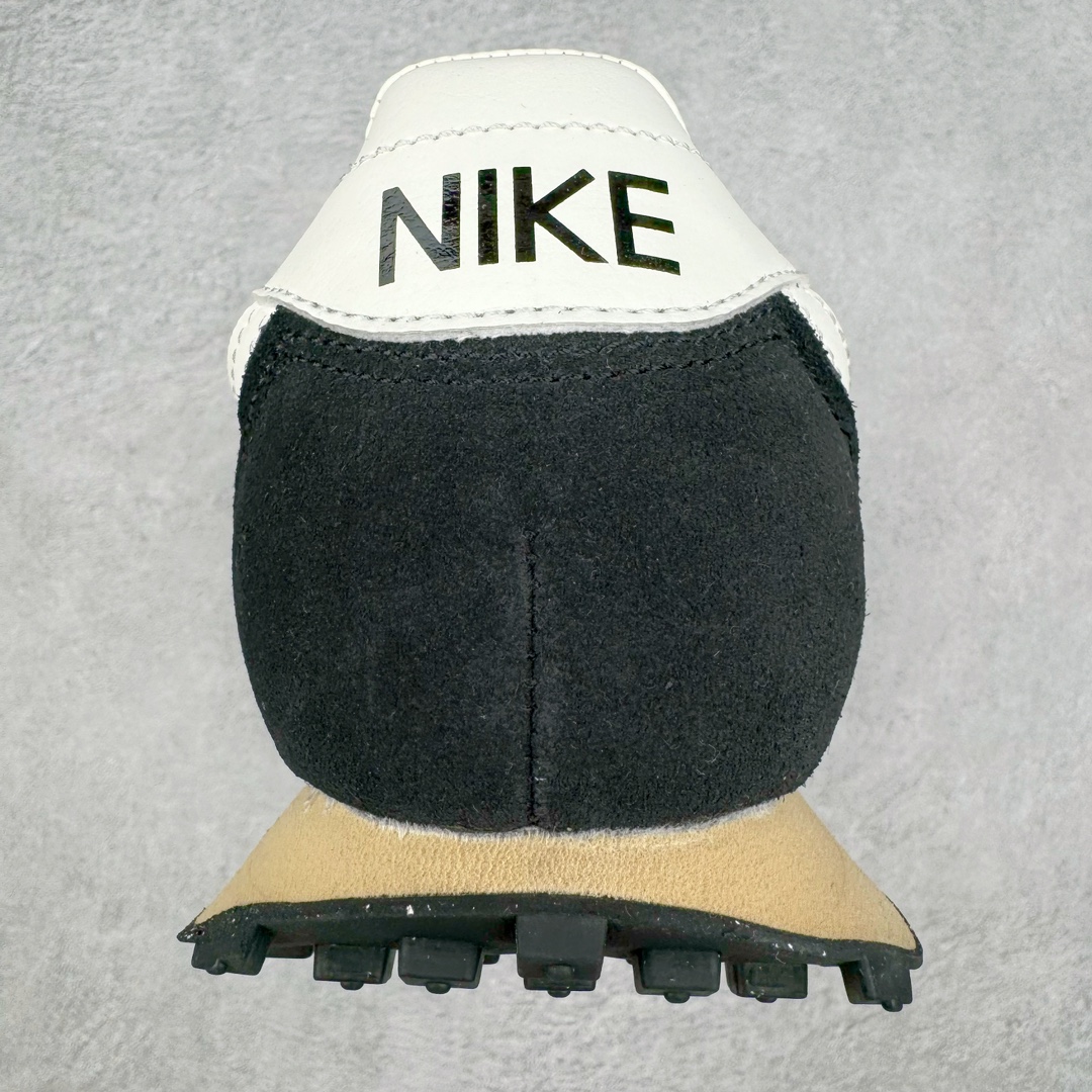 图片[8]-＃KZ纯原 Stussy x NK Roshe Run LD-1000 舒适百搭防滑耐磨低帮休闲跑步鞋男女同款 斯图西联名 黑白 HM0950-001 以其中白蓝色款式为例 设计师将白色作为底色 使用蓝色点缀两侧 NK Swoosh 提升视觉层次感的同时还进一步丰富色彩体系 材质方面更是尽显复古气质 全鞋采用大面积网眼面料设计 再在鞋头位置搭配上一大块绒面革 塑造出出色质感以及良好的透气性能 细节上 最醒目的便是两侧精致的Swoosh 点明品牌身份 此外鞋舌上出现的 Stussy 手绘涂鸦字体同样格外亮眼 不仅如此 鞋款后跟上还有 Stussy 字样 Logo 再次点题 彰显出该鞋款特有的联名属性 尺码：36 36.5 37.5 38 38.5 39 40 40.5 41 42 42.5 43 44 44.5 45 46-选品中心