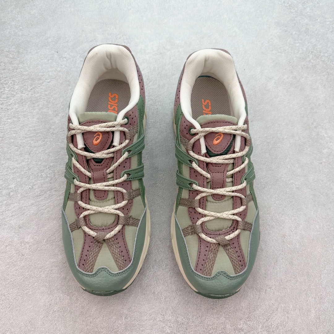 图片[2]-ASICS GEL-Sonoma 15-50 亚瑟士系列山系风户外低帮休闲运动跑步鞋 ASICS发布的GEL-SONOMA 15-50系列新品，从外形来看，兼具潮流感和越来越火的户外机能风，无论是配色还是性能，感觉牢牢抓住了年轻一代的心。这款鞋从设计、科技到配色多方位把握户外所需元素，鞋面采用专为户外竞技跑步设计的15-50经典越野竞技鞋，并融合前两代GEL-SONOMA越野鞋。升级后的GEL-SONOMA 15-50以分层后跟设计大幅提升了鞋款耐磨性，满足了日常穿着、城市徒步和登山远足多功能场景需求。鞋子用到的核心科技是GEL缓震胶与SpEVA科技中底，带来出色缓冲性能和防滑能力。在外形设计上，硬朗的轮廓与机能感线条加持，使GEL-SONOMA 15-50具备突出的户外风格，配色也十分迎合时下流行的山系风，选用多色块拼接，潮流感满满。尺码：36 37 37.5 38 39 39.5 40 40.5 41.5 42 42.5 43.5 44 45-选品中心