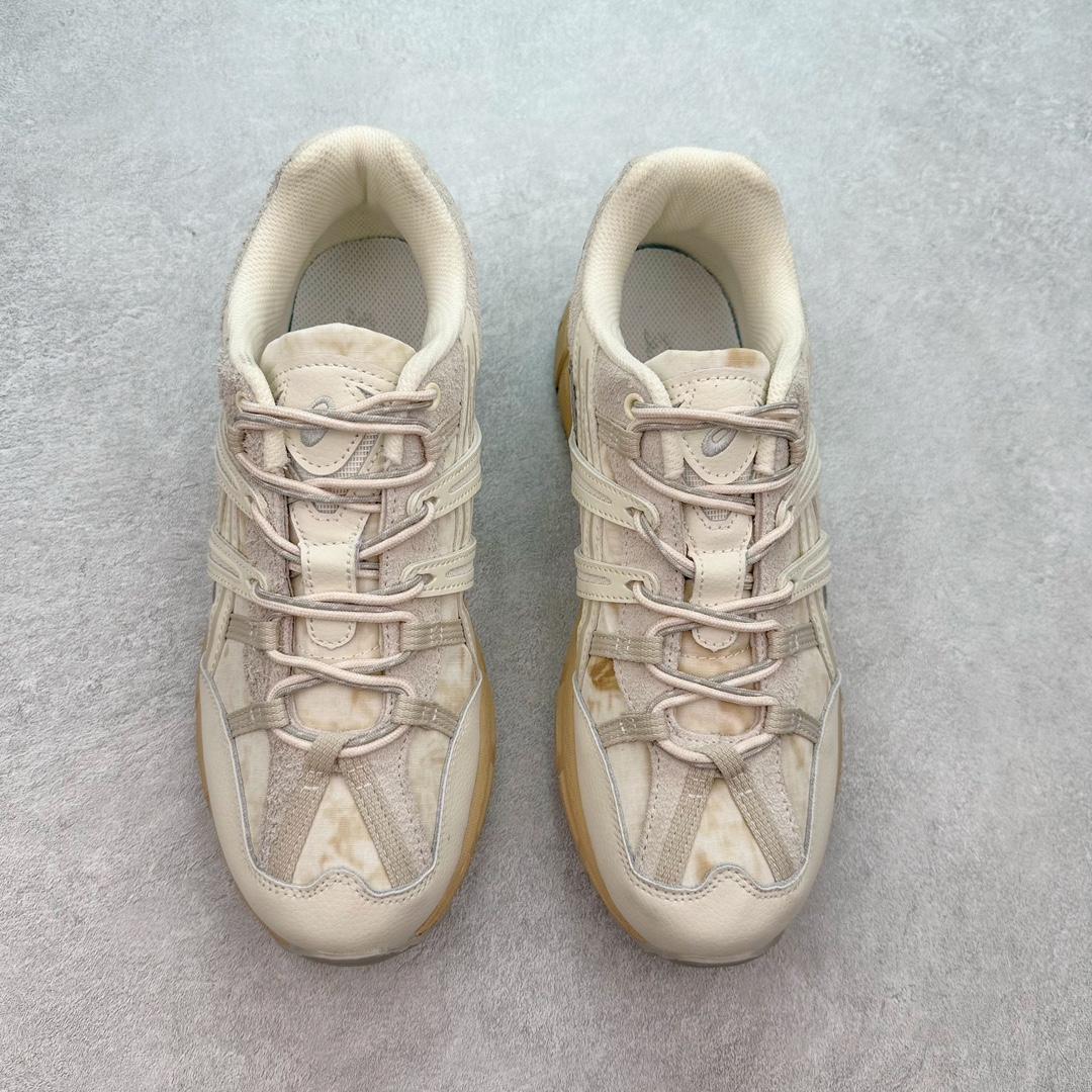 图片[2]-ASICS GEL-Sonoma 15-50 亚瑟士系列山系风户外低帮休闲运动跑步鞋 ASICS发布的GEL-SONOMA 15-50系列新品，从外形来看，兼具潮流感和越来越火的户外机能风，无论是配色还是性能，感觉牢牢抓住了年轻一代的心。这款鞋从设计、科技到配色多方位把握户外所需元素，鞋面采用专为户外竞技跑步设计的15-50经典越野竞技鞋，并融合前两代GEL-SONOMA越野鞋。升级后的GEL-SONOMA 15-50以分层后跟设计大幅提升了鞋款耐磨性，满足了日常穿着、城市徒步和登山远足多功能场景需求。鞋子用到的核心科技是GEL缓震胶与SpEVA科技中底，带来出色缓冲性能和防滑能力。在外形设计上，硬朗的轮廓与机能感线条加持，使GEL-SONOMA 15-50具备突出的户外风格，配色也十分迎合时下流行的山系风，选用多色块拼接，潮流感满满。尺码：36 37 37.5 38 39 39.5 40 40.5 41.5 42 42.5 43.5 44 45-选品中心