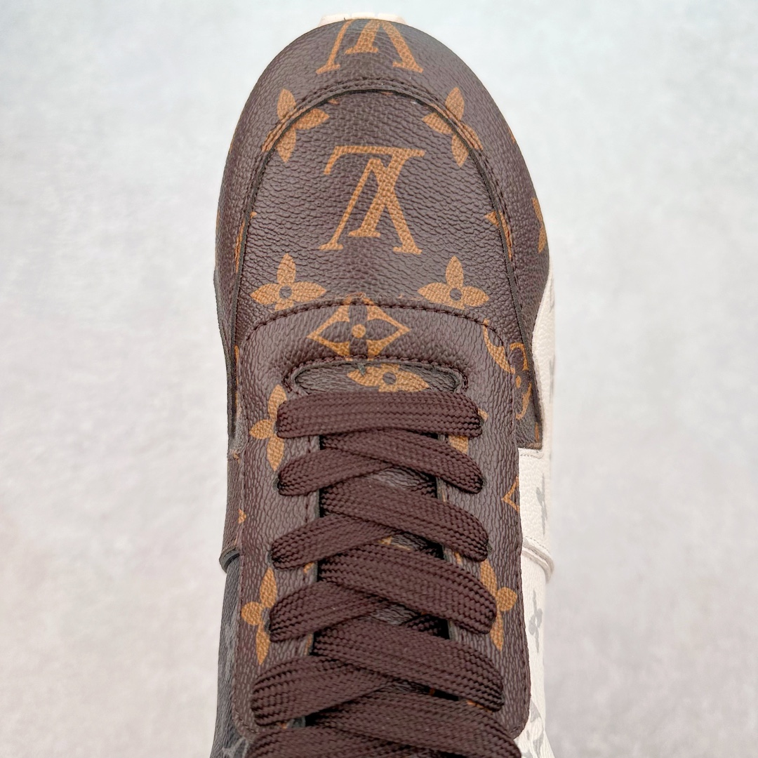 图片[4]-Louis Vuitton Archlight Sneakers 探视系列真皮拼色复古老爹风休闲运动鞋 全新升级LV，代购级品质 ins炸款米兰走秀风，法国顶级高奢品牌/LV路易威登 第一时间订入zp开发⚠每个拼色的材质都是原版独家定制♻,与正品一致 做到对版对色✅大底开模高弹力环保♻发泡底 模具费都高达十几万 广东原产#升级原装配件礼盒及全套原装配件包装物#采用头层小牛皮革饰片组合网格面料鞋面材质#超软皮内里脚垫#独立开发TPU回弹中底#组合TPR耐磨外底❗尺码：39-45-选品中心