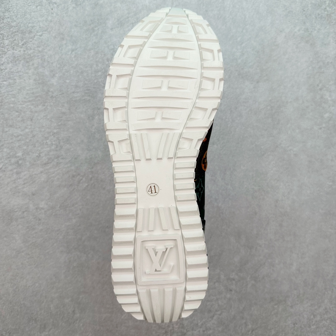 图片[9]-Louis Vuitton Archlight Sneakers 探视系列真皮拼色复古老爹风休闲运动鞋 全新升级LV，代购级品质 ins炸款米兰走秀风，法国顶级高奢品牌/LV路易威登 第一时间订入zp开发⚠每个拼色的材质都是原版独家定制♻,与正品一致 做到对版对色✅大底开模高弹力环保♻发泡底 模具费都高达十几万 广东原产#升级原装配件礼盒及全套原装配件包装物#采用头层小牛皮革饰片组合网格面料鞋面材质#超软皮内里脚垫#独立开发TPU回弹中底#组合TPR耐磨外底❗尺码：39-45-选品中心