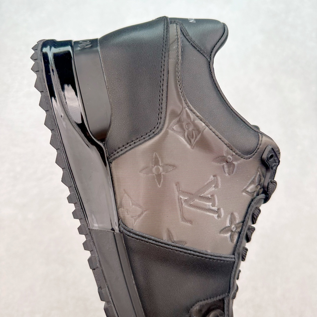 图片[6]-Louis Vuitton Archlight Sneakers 探视系列真皮拼色复古老爹风休闲运动鞋 全新升级LV，代购级品质 ins炸款米兰走秀风，法国顶级高奢品牌/LV路易威登 第一时间订入zp开发⚠每个拼色的材质都是原版独家定制♻,与正品一致 做到对版对色✅大底开模高弹力环保♻发泡底 模具费都高达十几万 广东原产#升级原装配件礼盒及全套原装配件包装物#采用头层小牛皮革饰片组合网格面料鞋面材质#超软皮内里脚垫#独立开发TPU回弹中底#组合TPR耐磨外底❗尺码：39-45-选品中心