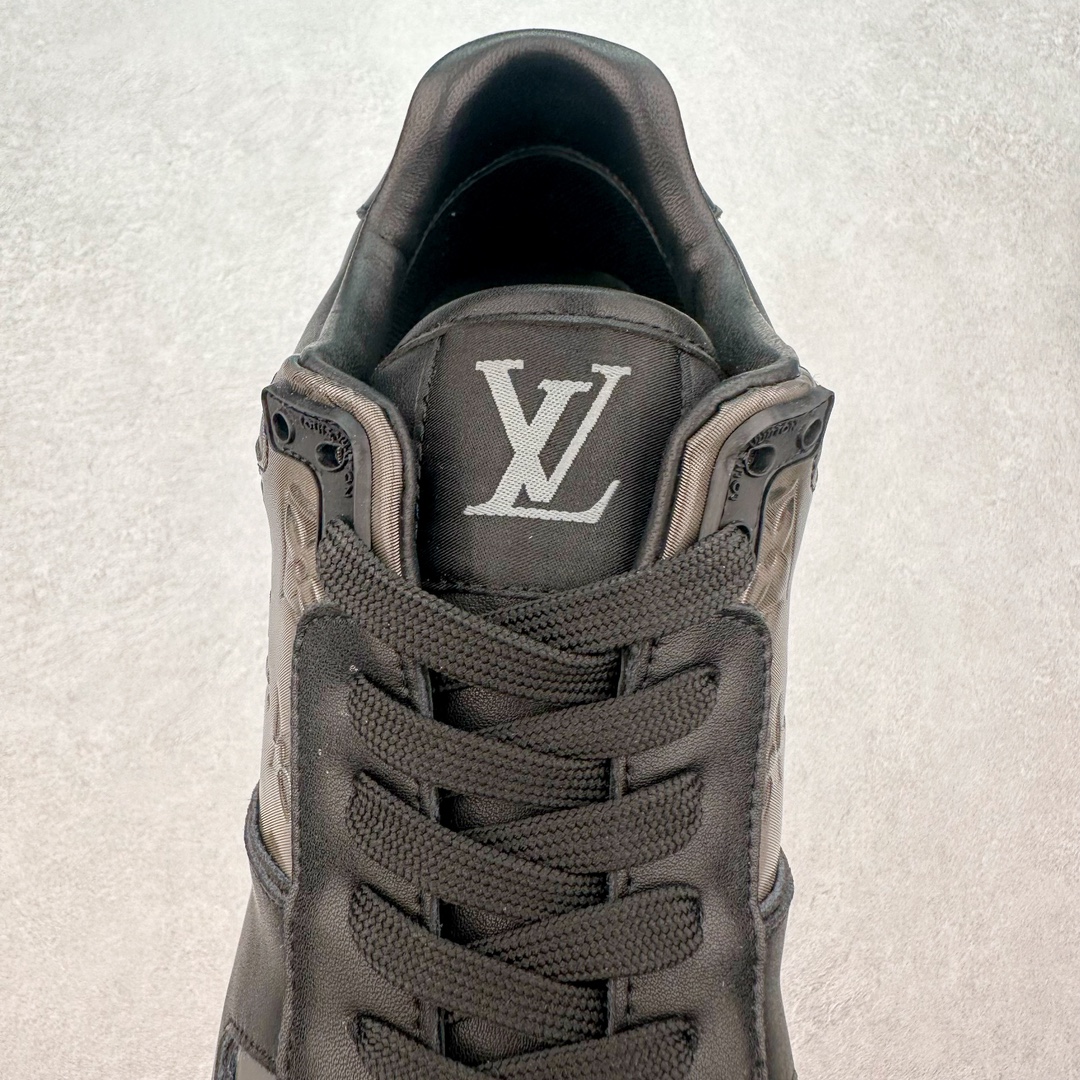 图片[5]-Louis Vuitton Archlight Sneakers 探视系列真皮拼色复古老爹风休闲运动鞋 全新升级LV，代购级品质 ins炸款米兰走秀风，法国顶级高奢品牌/LV路易威登 第一时间订入zp开发⚠每个拼色的材质都是原版独家定制♻,与正品一致 做到对版对色✅大底开模高弹力环保♻发泡底 模具费都高达十几万 广东原产#升级原装配件礼盒及全套原装配件包装物#采用头层小牛皮革饰片组合网格面料鞋面材质#超软皮内里脚垫#独立开发TPU回弹中底#组合TPR耐磨外底❗尺码：39-45-选品中心