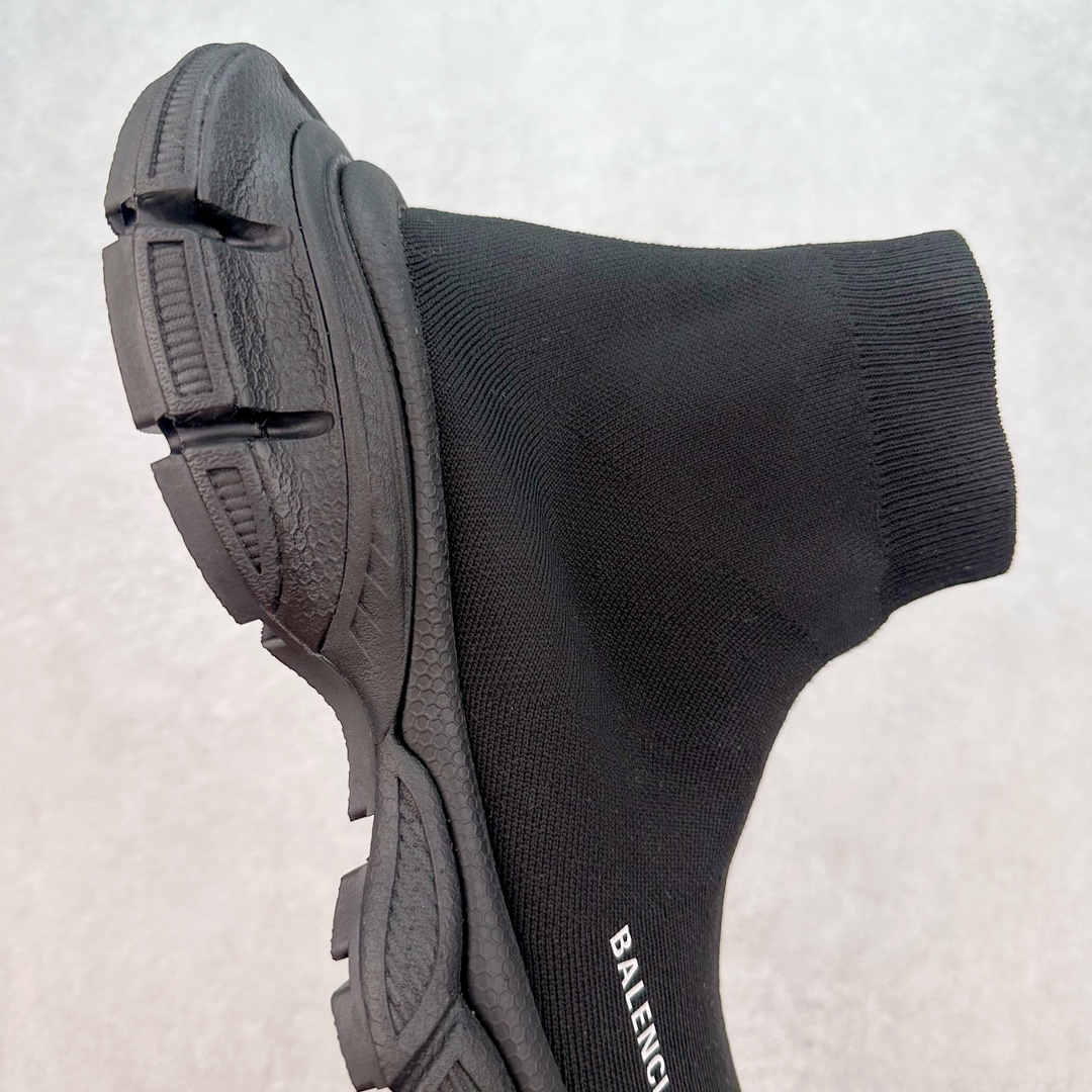 图片[6]-＃JC纯原 BALENCIAGA 3XL 巴黎世家袜子鞋复古休闲运动鞋 系列推出探索时尚界对于原创与挪用的概念 以全新系列致敬传承与经典 以标志性Balenciaga廓形和抽象大底 碰撞出诙谐又和谐的新创意 原版一比一做法 鞋面高密度飞织 独家组合大底 正品全套包装 尺码：35-46-选品中心