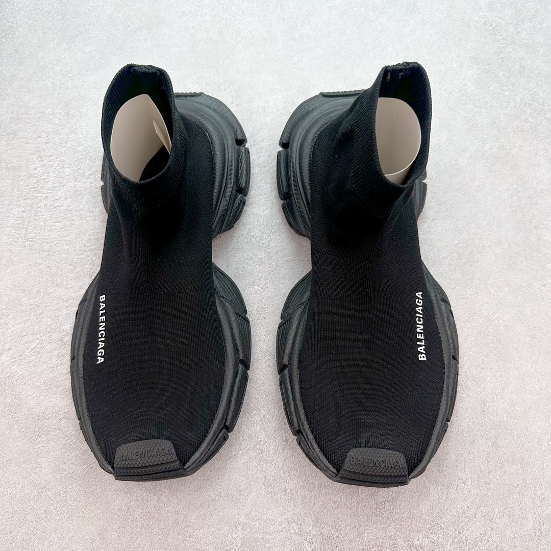 图片[2]-＃JC纯原 BALENCIAGA 3XL 巴黎世家袜子鞋复古休闲运动鞋 系列推出探索时尚界对于原创与挪用的概念 以全新系列致敬传承与经典 以标志性Balenciaga廓形和抽象大底 碰撞出诙谐又和谐的新创意 原版一比一做法 鞋面高密度飞织 独家组合大底 正品全套包装 尺码：35-46-选品中心