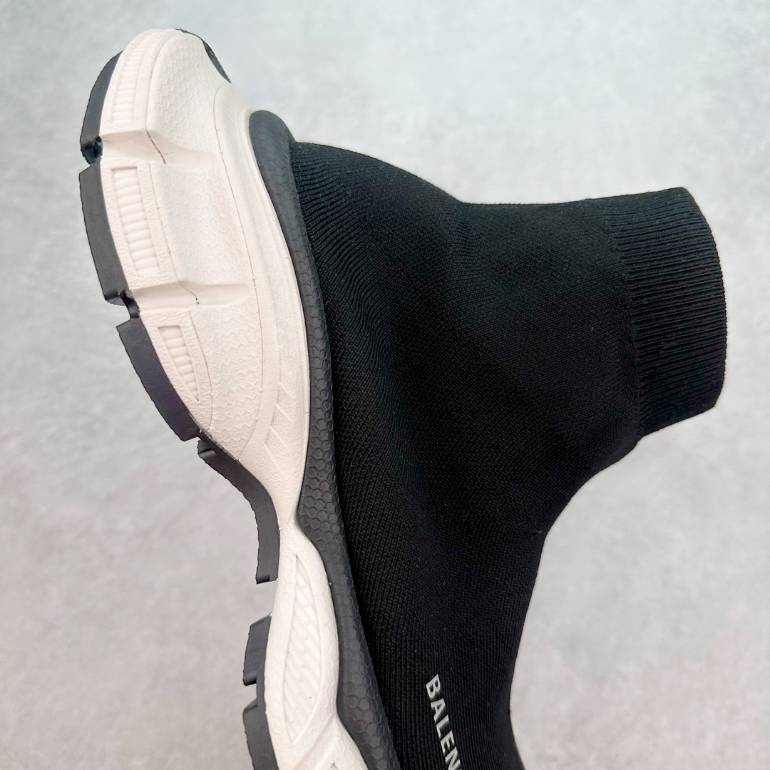 图片[6]-＃JC纯原 BALENCIAGA 3XL 巴黎世家袜子鞋复古休闲运动鞋 系列推出探索时尚界对于原创与挪用的概念 以全新系列致敬传承与经典 以标志性Balenciaga廓形和抽象大底 碰撞出诙谐又和谐的新创意 原版一比一做法 鞋面高密度飞织 独家组合大底 正品全套包装 尺码：35-46-选品中心