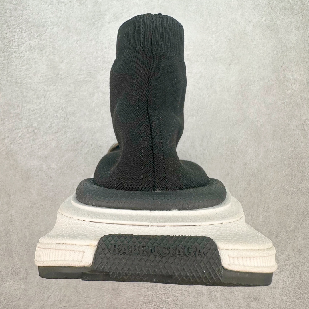 图片[8]-＃JC纯原 BALENCIAGA 3XL 巴黎世家袜子鞋复古休闲运动鞋 系列推出探索时尚界对于原创与挪用的概念 以全新系列致敬传承与经典 以标志性Balenciaga廓形和抽象大底 碰撞出诙谐又和谐的新创意 原版一比一做法 鞋面高密度飞织 独家组合大底 正品全套包装 尺码：35-46-选品中心