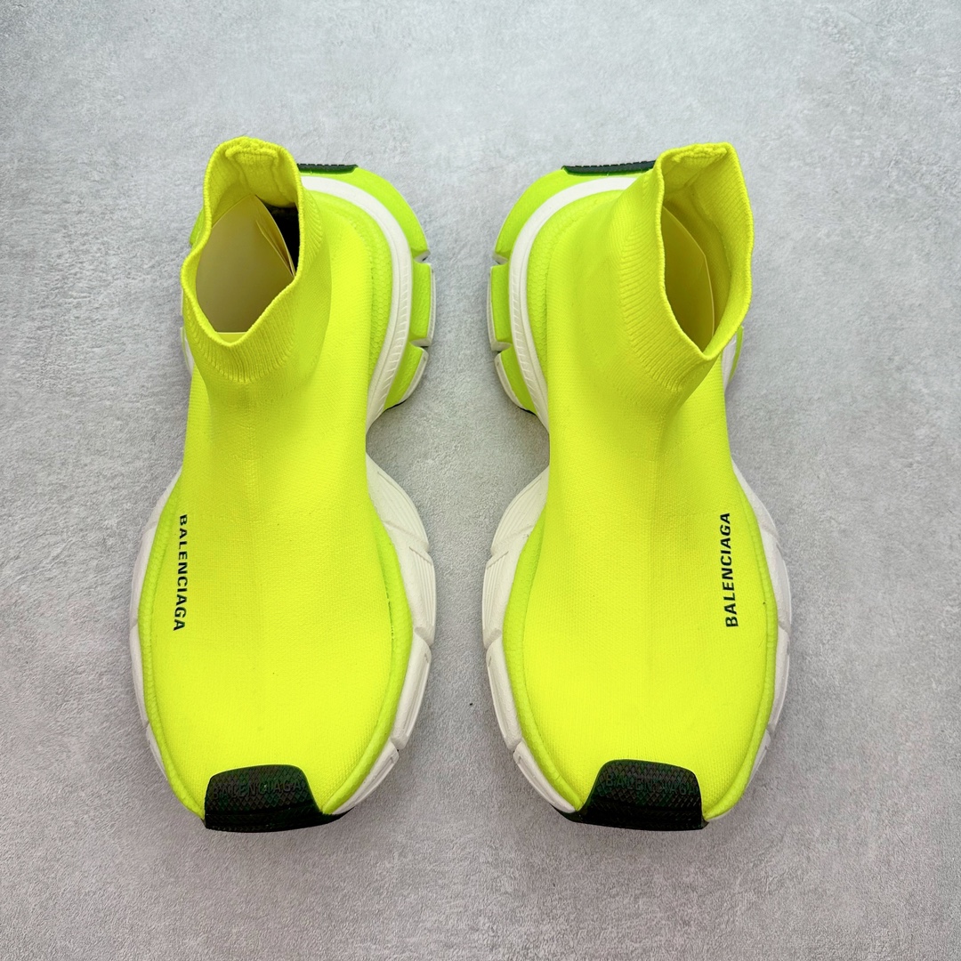 图片[2]-＃JC纯原 BALENCIAGA 3XL 巴黎世家袜子鞋复古休闲运动鞋 系列推出探索时尚界对于原创与挪用的概念 以全新系列致敬传承与经典 以标志性Balenciaga廓形和抽象大底 碰撞出诙谐又和谐的新创意 原版一比一做法 鞋面高密度飞织 独家组合大底 正品全套包装 尺码：35-46-选品中心