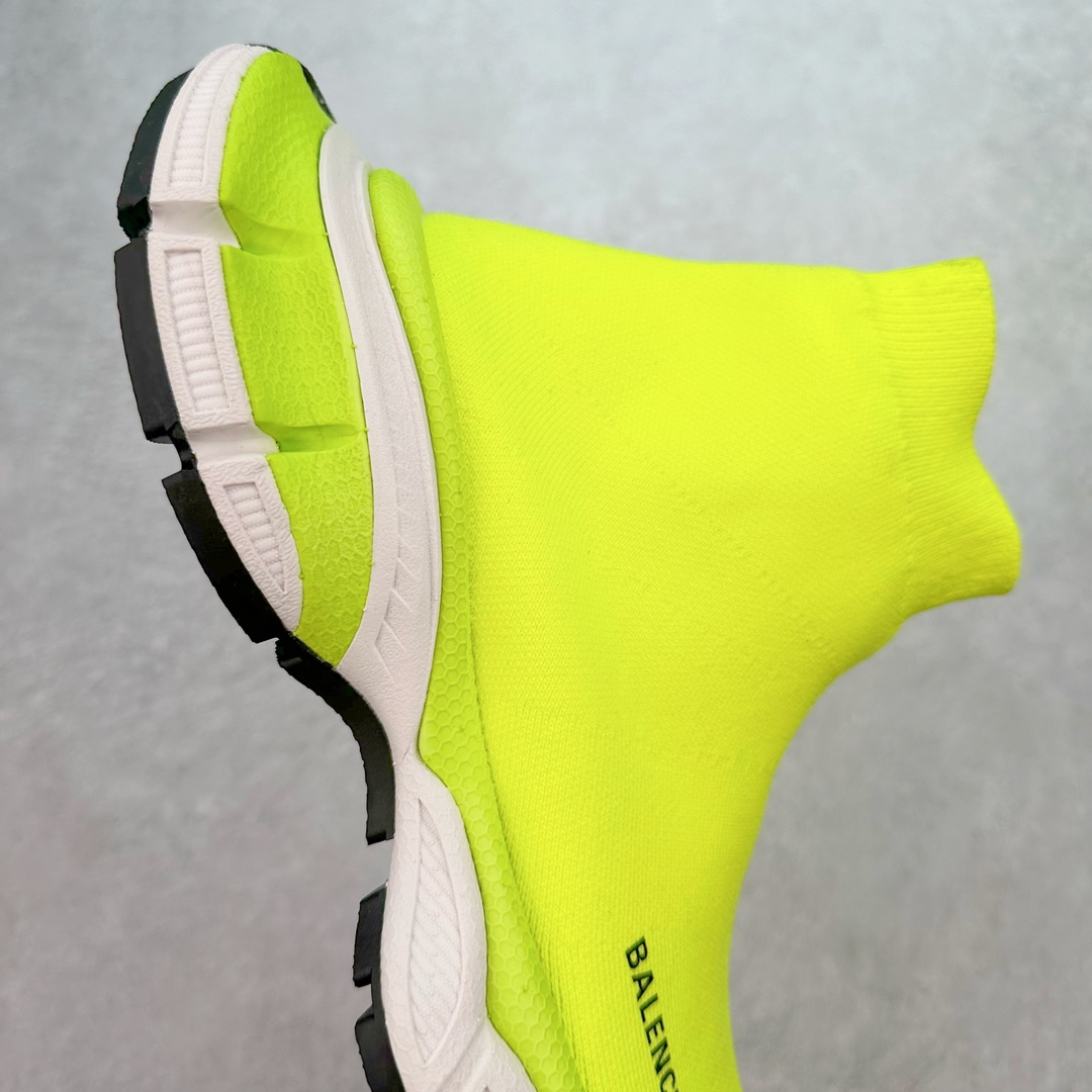 图片[6]-＃JC纯原 BALENCIAGA 3XL 巴黎世家袜子鞋复古休闲运动鞋 系列推出探索时尚界对于原创与挪用的概念 以全新系列致敬传承与经典 以标志性Balenciaga廓形和抽象大底 碰撞出诙谐又和谐的新创意 原版一比一做法 鞋面高密度飞织 独家组合大底 正品全套包装 尺码：35-46-选品中心