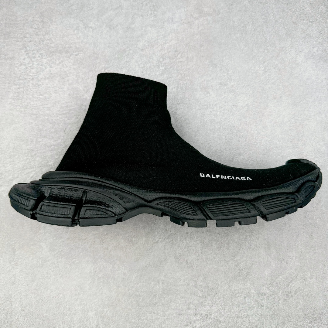 ＃JC纯原 BALENCIAGA 3XL 巴黎世家袜子鞋复古休闲运动鞋 系列推出探索时尚界对于原创与挪用的概念 以全新系列致敬传承与经典 以标志性Balenciaga廓形和抽象大底 碰撞出诙谐又和谐的新创意 原版一比一做法 鞋面高密度飞织 独家组合大底 正品全套包装 尺码：35-46-选品中心