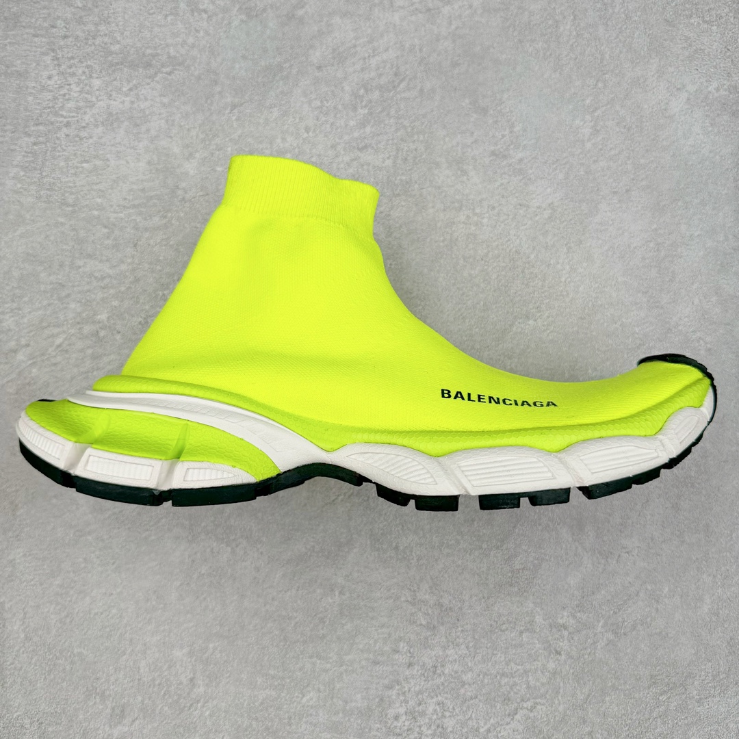 ＃JC纯原 BALENCIAGA 3XL 巴黎世家袜子鞋复古休闲运动鞋 系列推出探索时尚界对于原创与挪用的概念 以全新系列致敬传承与经典 以标志性Balenciaga廓形和抽象大底 碰撞出诙谐又和谐的新创意 原版一比一做法 鞋面高密度飞织 独家组合大底 正品全套包装 尺码：35-46-选品中心