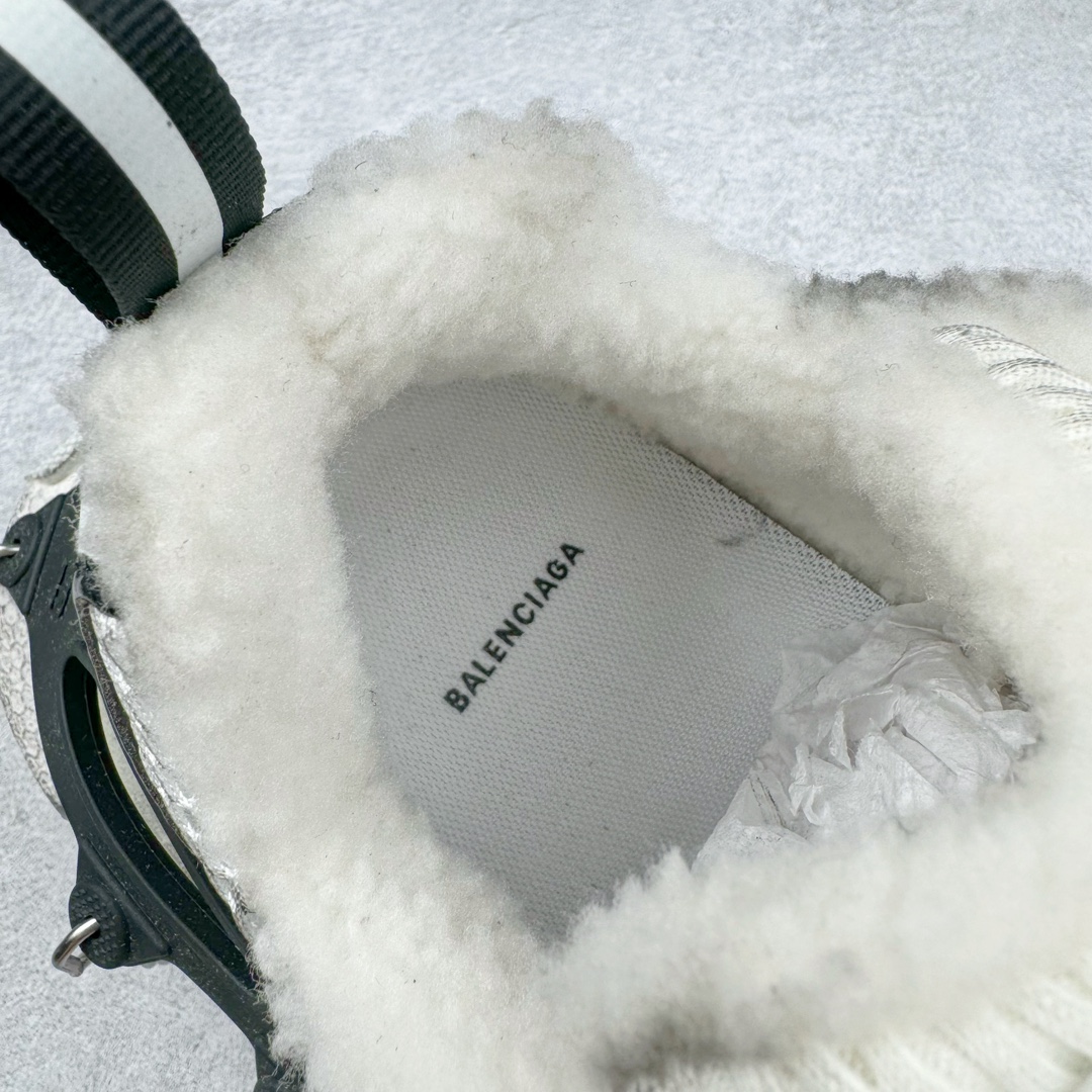 图片[10]-＃JC纯原 BALENCIAGA 3XL Sneakers 巴黎世家十代冰爪加绒版系带低帮走秀复古老爹鞋 配套套现全码福利开炸 长期补货价格一步到位 市场中端王者 欢迎对比 实力大厂成熟流水线出品 品控完美 免检产品 新配色陆续开发 全套原纸板楦头开发 完美版型 鞋头边缘和后帮徽标 鞋面和后跟凸印尺码 鞋舌 3XL 橡胶品牌标识和反光细节 鞋帮拉袢和鞋舌拉祥 配反光细节 备用鞋带在鞋履前侧 可在穿着前取下 便于不同造型搭配 注意运费超重 偏大一码 尺码：35 36 37 38 39 40 41 42 43 44 45 46-选品中心