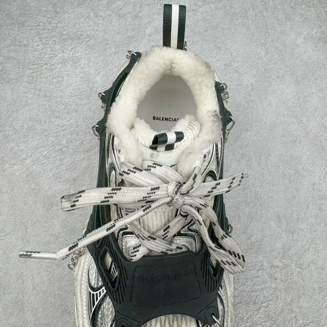 图片[5]-＃JC纯原 BALENCIAGA 3XL Sneakers 巴黎世家十代冰爪加绒版系带低帮走秀复古老爹鞋 配套套现全码福利开炸 长期补货价格一步到位 市场中端王者 欢迎对比 实力大厂成熟流水线出品 品控完美 免检产品 新配色陆续开发 全套原纸板楦头开发 完美版型 鞋头边缘和后帮徽标 鞋面和后跟凸印尺码 鞋舌 3XL 橡胶品牌标识和反光细节 鞋帮拉袢和鞋舌拉祥 配反光细节 备用鞋带在鞋履前侧 可在穿着前取下 便于不同造型搭配 注意运费超重 偏大一码 尺码：35 36 37 38 39 40 41 42 43 44 45 46-选品中心
