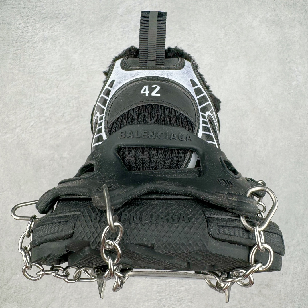 图片[8]-＃JC纯原 BALENCIAGA 3XL Sneakers 巴黎世家十代冰爪加绒版系带低帮走秀复古老爹鞋 配套套现全码福利开炸 长期补货价格一步到位 市场中端王者 欢迎对比 实力大厂成熟流水线出品 品控完美 免检产品 新配色陆续开发 全套原纸板楦头开发 完美版型 鞋头边缘和后帮徽标 鞋面和后跟凸印尺码 鞋舌 3XL 橡胶品牌标识和反光细节 鞋帮拉袢和鞋舌拉祥 配反光细节 备用鞋带在鞋履前侧 可在穿着前取下 便于不同造型搭配 注意运费超重 偏大一码 尺码：35 36 37 38 39 40 41 42 43 44 45 46-选品中心