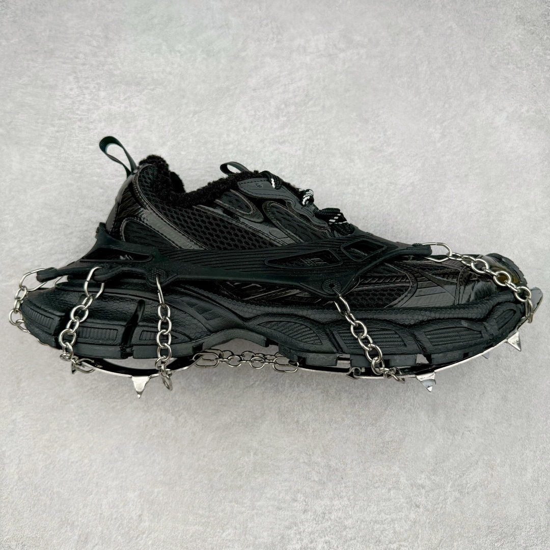 ＃JC纯原 BALENCIAGA 3XL Sneakers 巴黎世家十代冰爪加绒版系带低帮走秀复古老爹鞋 配套套现全码福利开炸 长期补货价格一步到位 市场中端王者 欢迎对比 实力大厂成熟流水线出品 品控完美 免检产品 新配色陆续开发 全套原纸板楦头开发 完美版型 鞋头边缘和后帮徽标 鞋面和后跟凸印尺码 鞋舌 3XL 橡胶品牌标识和反光细节 鞋帮拉袢和鞋舌拉祥 配反光细节 备用鞋带在鞋履前侧 可在穿着前取下 便于不同造型搭配 注意运费超重 偏大一码 尺码：35 36 37 38 39 40 41 42 43 44 45 46-选品中心