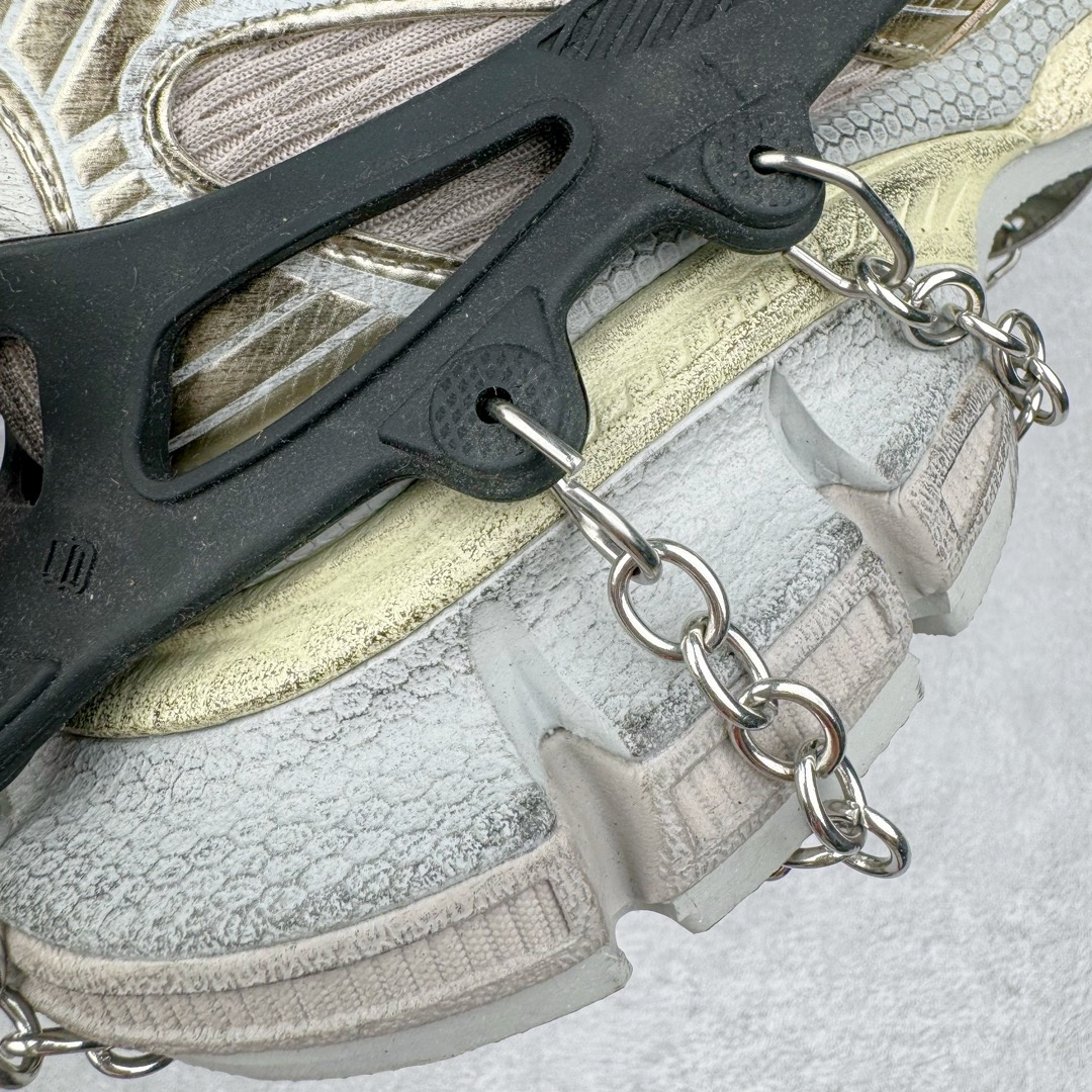 图片[17]-＃JC纯原 BALENCIAGA 3XL Sneakers 巴黎世家十代冰爪加绒版系带低帮走秀复古老爹鞋 配套套现全码福利开炸 长期补货价格一步到位 市场中端王者 欢迎对比 实力大厂成熟流水线出品 品控完美 免检产品 新配色陆续开发 全套原纸板楦头开发 完美版型 鞋头边缘和后帮徽标 鞋面和后跟凸印尺码 鞋舌 3XL 橡胶品牌标识和反光细节 鞋帮拉袢和鞋舌拉祥 配反光细节 备用鞋带在鞋履前侧 可在穿着前取下 便于不同造型搭配 注意运费超重 偏大一码 尺码：35 36 37 38 39 40 41 42 43 44 45 46-选品中心