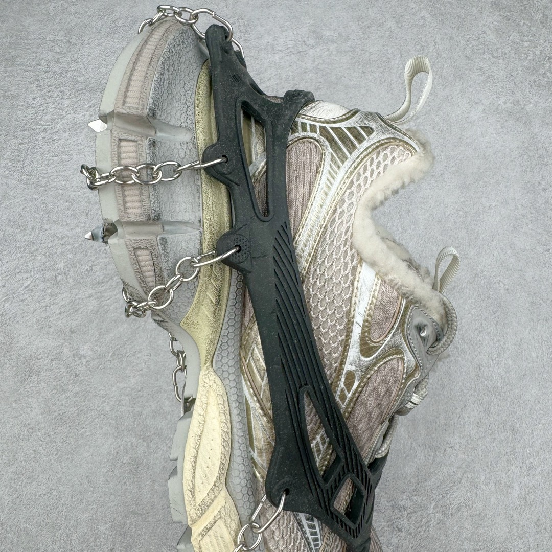 图片[6]-＃JC纯原 BALENCIAGA 3XL Sneakers 巴黎世家十代冰爪加绒版系带低帮走秀复古老爹鞋 配套套现全码福利开炸 长期补货价格一步到位 市场中端王者 欢迎对比 实力大厂成熟流水线出品 品控完美 免检产品 新配色陆续开发 全套原纸板楦头开发 完美版型 鞋头边缘和后帮徽标 鞋面和后跟凸印尺码 鞋舌 3XL 橡胶品牌标识和反光细节 鞋帮拉袢和鞋舌拉祥 配反光细节 备用鞋带在鞋履前侧 可在穿着前取下 便于不同造型搭配 注意运费超重 偏大一码 尺码：35 36 37 38 39 40 41 42 43 44 45 46-选品中心