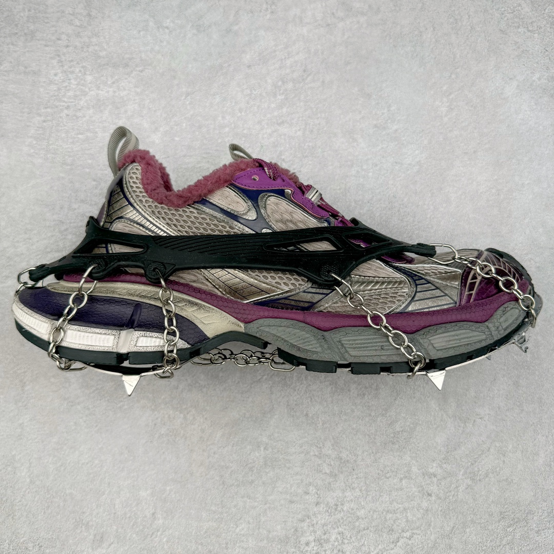 ＃JC纯原 BALENCIAGA 3XL Sneakers 巴黎世家十代冰爪加绒版系带低帮走秀复古老爹鞋 配套套现全码福利开炸 长期补货价格一步到位 市场中端王者 欢迎对比 实力大厂成熟流水线出品 品控完美 免检产品 新配色陆续开发 全套原纸板楦头开发 完美版型 鞋头边缘和后帮徽标 鞋面和后跟凸印尺码 鞋舌 3XL 橡胶品牌标识和反光细节 鞋帮拉袢和鞋舌拉祥 配反光细节 备用鞋带在鞋履前侧 可在穿着前取下 便于不同造型搭配 注意运费超重 偏大一码 尺码：35 36 37 38 39 40 41 42 43 44 45 46-选品中心