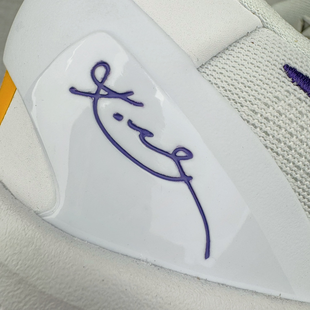 图片[20]-＃GX纯原 NK Zoom Kobe Ⅷ System 科比8代复刻实战运动低帮文化篮球鞋 湖人白紫金 HF9550-100 完美复刻公司货 React科技鞋垫加持 实战配置直接拉满 原楦纸板开发 鞋身流线型、后跟塑形 区分土肥圆 原厂针织鞋面一针一线匹配原版 全身鞋材卡料色独家定制 唯一万针立体刺绣SWOOSH 真实底模最大50.5 实战利器 专供海外市场 独立原厂模具 首批不拼图大几率过验 亲测已过 支持各种高强度实战 无需担心 补货周期极长 脚宽建议买大半码 科比系列前掌偏窄 支持七天无理由退换 尺码： 40 40.5 41 42 42.5 43 44 44.5 45 46 47.5 48.5 49.5 50.5-选品中心