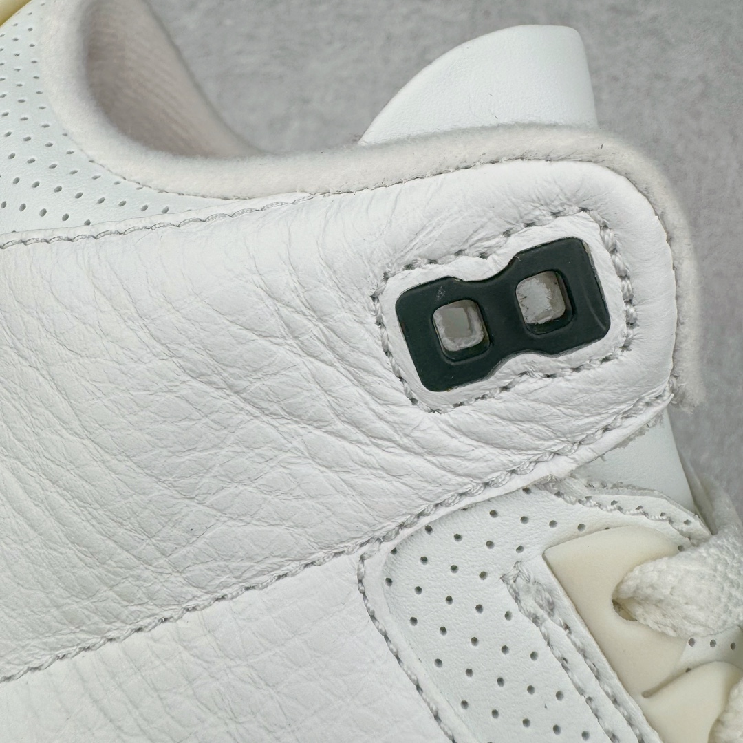 图片[19]-＃QD纯原 Air Jordan AJ3 Retro 做旧白水泥 DN3707-100 圈内最强三代系列 匠心打造 开发时长超过半年 目前可过各类鉴定或无法鉴定 裸鞋随便操作 全套原纸板楦头开发 原厂大底磨具加持立体防滑纹理 原装可视Air Sole气垫 原汁原味最完美的三代版型 唯一正确鞋头趴度弧度高度鞋身腰线 原厂TPU彩虹扎染后跟饰片 正确内里反口里网布 皮料菱角分明不变形无多余毛边 广东原厂zp同批次手工大底描漆拉丝 市场唯一原厂鞋扣模具 原厂织唛标 原厂飞人电绣工艺 尾指中部跳三针 独家绑鞋带手法 印刷中底布 四线拉帮 米色美纹纸贴合固定 进口港宝加持 后跟自然饱满 全鞋荧光划线卡点 追求极致完美 每一双都是工艺品 多重QC质检 超越公司货的品控标准 实实在在的免检产品 尺码：40.5 41 42 42.5 43 44 44.5 45 45.5 46 47.5 48.5-选品中心