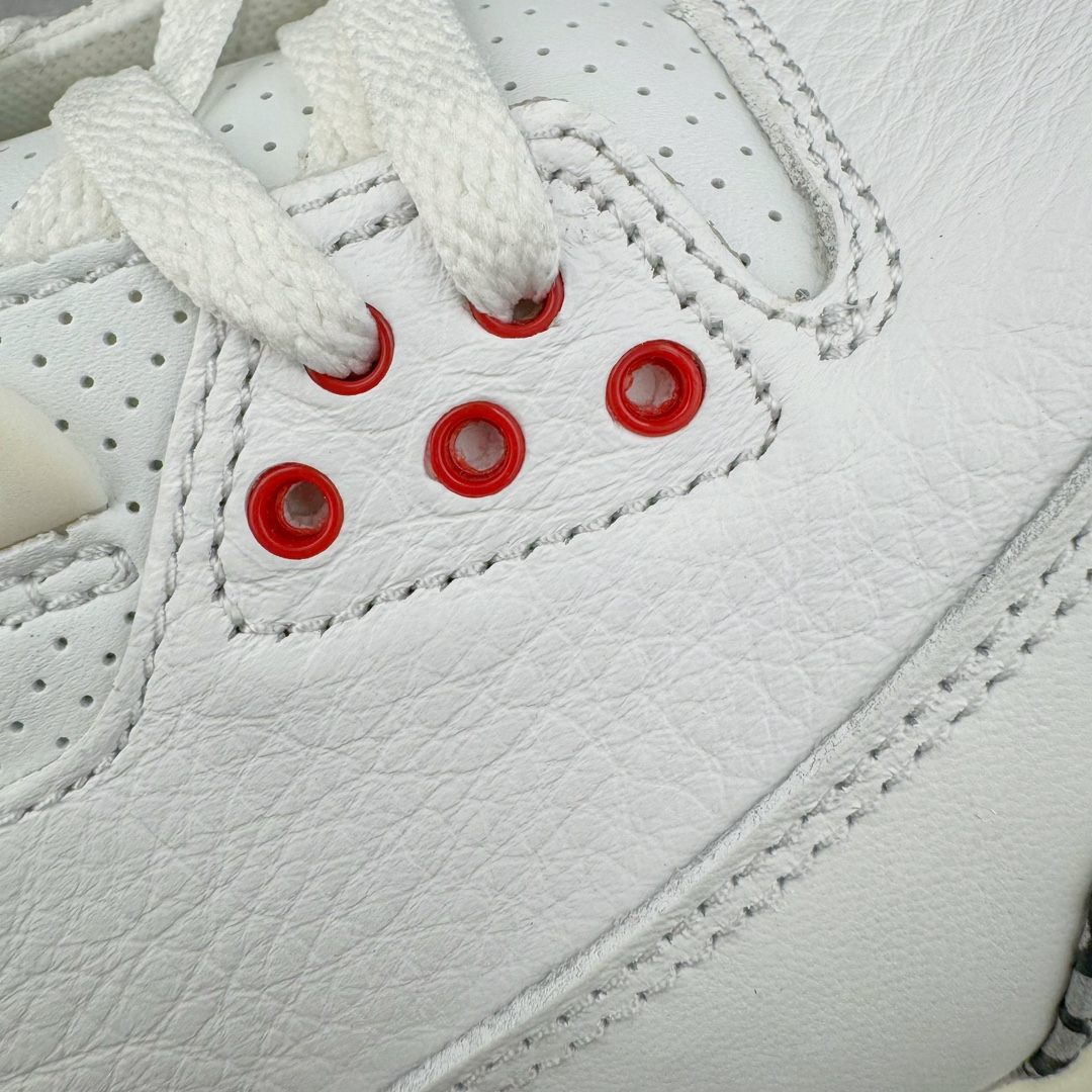 图片[21]-＃QD纯原 Air Jordan AJ3 Retro 做旧白水泥 DN3707-100 圈内最强三代系列 匠心打造 开发时长超过半年 目前可过各类鉴定或无法鉴定 裸鞋随便操作 全套原纸板楦头开发 原厂大底磨具加持立体防滑纹理 原装可视Air Sole气垫 原汁原味最完美的三代版型 唯一正确鞋头趴度弧度高度鞋身腰线 原厂TPU彩虹扎染后跟饰片 正确内里反口里网布 皮料菱角分明不变形无多余毛边 广东原厂zp同批次手工大底描漆拉丝 市场唯一原厂鞋扣模具 原厂织唛标 原厂飞人电绣工艺 尾指中部跳三针 独家绑鞋带手法 印刷中底布 四线拉帮 米色美纹纸贴合固定 进口港宝加持 后跟自然饱满 全鞋荧光划线卡点 追求极致完美 每一双都是工艺品 多重QC质检 超越公司货的品控标准 实实在在的免检产品 尺码：40.5 41 42 42.5 43 44 44.5 45 45.5 46 47.5 48.5-选品中心