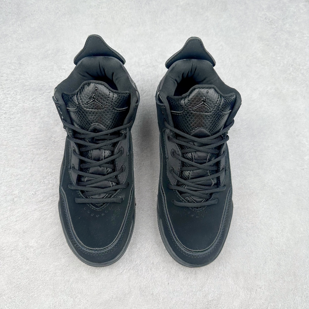 图片[2]-＃福利特价 Air Jordan Courtside AJ23 简版中帮复古休闲运动文化篮球鞋 作为AJ3到AJ4之间的过渡产品，之所以被称为AJ3的简版，它们的造型非常的相似但是也有一些差异，鞋面采用耐磨的牛剖层和人造革鞋面搭配，后跟可以明显看见Air Max气垫。出色的包裹效果让鞋子脚感非常舒适，也让脚掌以及脚面更加的贴合鞋子，在双脚落地产生冲击力的同时，可视气垫可以有效减缓力道，提高鞋子整体的稳定性，既能起到减震的作用，又能保证双足舒适的脚感。另外，灵敏的Phylon中底以及鞋帮的设计，锁住双足，也为前掌提供了有效的包裹。内衬部分采用了透气的织物材料，为脚部的舒适脚感提供了充足的条件。最后就是大底部分，大底采用的是橡胶材质，无论是日常压马路还是简单的运动，都是可以驾驭，鞋底水波纹以及其他不规则图案，也保障了鞋子充足的防滑性以及耐磨性。尺码：36 36.5 37.5 38 38.5 39 40 40.5 41 42 42.5 43 44 44.5 45-选品中心