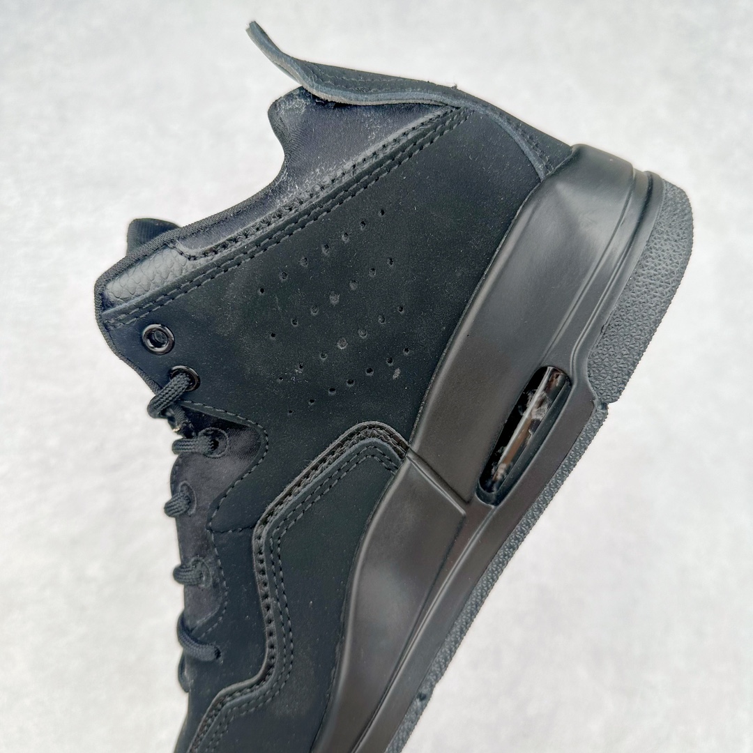 图片[7]-＃福利特价 Air Jordan Courtside AJ23 简版中帮复古休闲运动文化篮球鞋 作为AJ3到AJ4之间的过渡产品，之所以被称为AJ3的简版，它们的造型非常的相似但是也有一些差异，鞋面采用耐磨的牛剖层和人造革鞋面搭配，后跟可以明显看见Air Max气垫。出色的包裹效果让鞋子脚感非常舒适，也让脚掌以及脚面更加的贴合鞋子，在双脚落地产生冲击力的同时，可视气垫可以有效减缓力道，提高鞋子整体的稳定性，既能起到减震的作用，又能保证双足舒适的脚感。另外，灵敏的Phylon中底以及鞋帮的设计，锁住双足，也为前掌提供了有效的包裹。内衬部分采用了透气的织物材料，为脚部的舒适脚感提供了充足的条件。最后就是大底部分，大底采用的是橡胶材质，无论是日常压马路还是简单的运动，都是可以驾驭，鞋底水波纹以及其他不规则图案，也保障了鞋子充足的防滑性以及耐磨性。尺码：36 36.5 37.5 38 38.5 39 40 40.5 41 42 42.5 43 44 44.5 45-选品中心