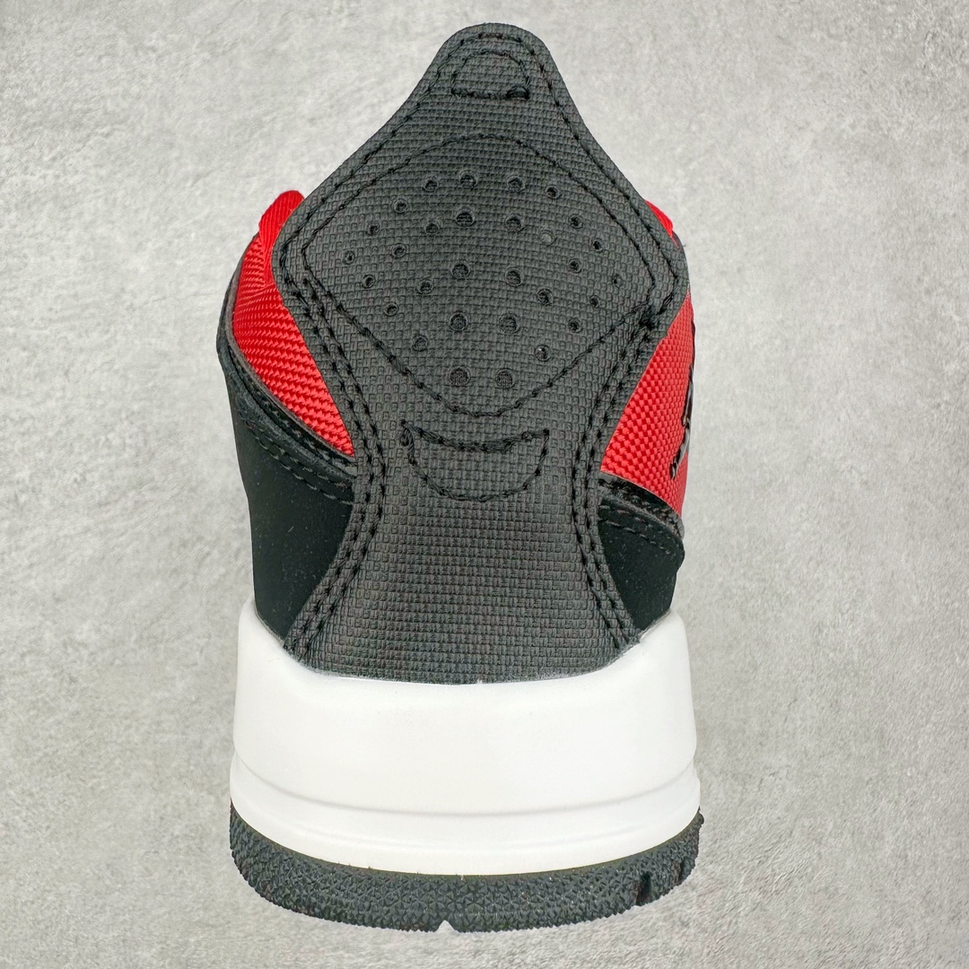 图片[8]-＃福利特价 Air Jordan Courtside AJ23 简版中帮复古休闲运动文化篮球鞋 作为AJ3到AJ4之间的过渡产品，之所以被称为AJ3的简版，它们的造型非常的相似但是也有一些差异，鞋面采用耐磨的牛剖层和人造革鞋面搭配，后跟可以明显看见Air Max气垫。出色的包裹效果让鞋子脚感非常舒适，也让脚掌以及脚面更加的贴合鞋子，在双脚落地产生冲击力的同时，可视气垫可以有效减缓力道，提高鞋子整体的稳定性，既能起到减震的作用，又能保证双足舒适的脚感。另外，灵敏的Phylon中底以及鞋帮的设计，锁住双足，也为前掌提供了有效的包裹。内衬部分采用了透气的织物材料，为脚部的舒适脚感提供了充足的条件。最后就是大底部分，大底采用的是橡胶材质，无论是日常压马路还是简单的运动，都是可以驾驭，鞋底水波纹以及其他不规则图案，也保障了鞋子充足的防滑性以及耐磨性。尺码：36 36.5 37.5 38 38.5 39 40 40.5 41 42 42.5 43 44 44.5 45-选品中心