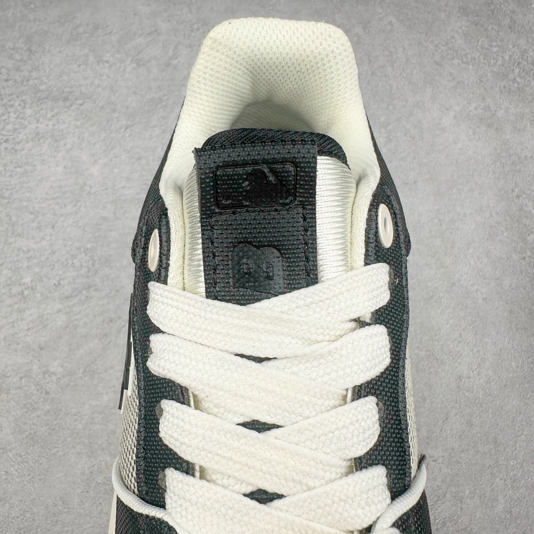 图片[5]-MLB Chunky Liner Basic 复古印花学长鞋系列低帮轻量增高厚底百搭休闲运动慢跑鞋板鞋 Korea韩国联名NY美国榄球纽约洋基队限定 韩国代购专供 全套原楦原纸板原厂数据开发 正确中底拉帮中底网布细节 平台代购专供 左脚内置芯片 韩国代购吊牌标贴 独家一比一RB+MD组合大底 高频后跟小人Logo精准对位立体饱满 正确网布加超迁鞋面 转印中底走线紧密 转印Logo工艺表层防刮不掉色 尺码：35 36 36.5 37.5 38 38.5 39 40 40.5 41 42 42.5 43 44 45-选品中心