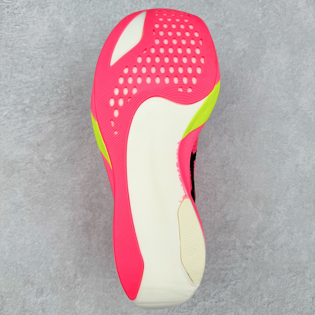 图片[9]-Asics Metaspeed Sky 亚瑟士全面进化版竞速马拉松系列低帮轻量透气缓震休闲运动跑步鞋 这款Magic Speed跑鞋使用了亚瑟士的多项跑鞋科技，中底为2020年才出现在大众视野的FF Blast，这款中底为EVA和OBC混合发泡而来，相比之前的Flytefoam中底，这款材料在缓震和回弹性能上的表现更好，更加软弹。在中底前掌位置内嵌了不对称的碳板结构，这个碳板不是为了推进的目的，而是让前掌不要形变，维持前掌弧度，保证GuideSole科技在跑步过程中发挥作用。尺码：36 36.5 37.5 38 38.5 39 40 40.5 41 42 42.5 43 44 44.5 45-选品中心