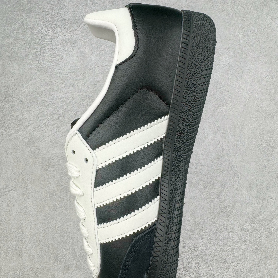 图片[7]-＃HP纯原 AD Original Samba OG 复古经典轻便板鞋 黑白熊猫 JP5282 头层牛皮加持 正确烫金高频细节 原装纳米超迁皮料 独家私模橡胶大底 原盒原配 这款桑巴鞋展示了高质量的工艺 带有装饰的超锁缝制和无缝的手感 柔软、柔软的皮革造型和标志性的3条纹完成了精致的外观 正规合身鞋带 鞋面上有绒面鞋垫 橡胶鞋底 享受正畸套筒软感 自50年代首次亮相以来就一直在赢得粉丝的青睐 尺码：36 36.5 37.5 38 38.5 39 40 40.5 41 42 42.5 43 44 44.5 45-选品中心