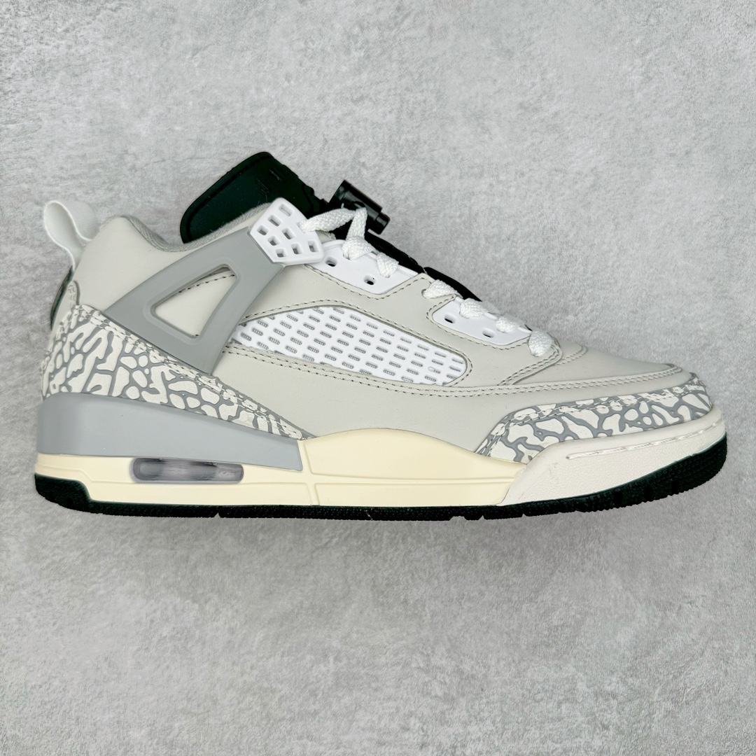 Jordan Spizike Low AJ复古低帮篮球鞋 HQ1191-011 这款鞋子著名导演斯派克李的Jordan Spizike专属 预计于明年夏季推出全新低帮版本 将包括三款配色 经典爆裂纹非常复古 两款配色分别以大学红和黑曜石蓝进行区分 鞋身设计中依旧带有大象爆裂纹、鞋侧束带、塑胶网布等经典元素 之后 在鞋舌、内衬以及鞋底等位置缀以大学红和黑曜石蓝搭配 带来全新造型 尺码：36 36.5 37.5 38 38.5 39 40 40.5 41 42 42.5 43 44 44.5 45 46 47.5-选品中心