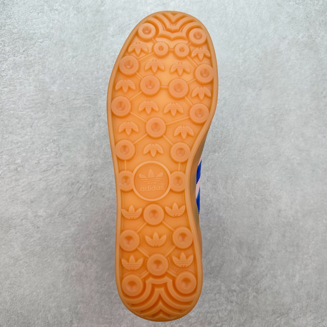 图片[9]-AD Gazelle Indoor Trainers 羚羊内训系列低帮复古百搭休闲运动德训风板鞋 JI1371 90年代经典的复刻版！自60年代以足球训练鞋面世以来,Gazelle就以其经典设计席卷全球。1991年版本的复刻,再造经典Gazelle。采用皮革打造,搭配浊色细节,让这款经典更加简约。尺码：36 36⅔ 37⅓ 38 38⅔ 39⅓ 40 40⅔ 41⅓ 42 42⅔ 43⅓ 44 45-选品中心