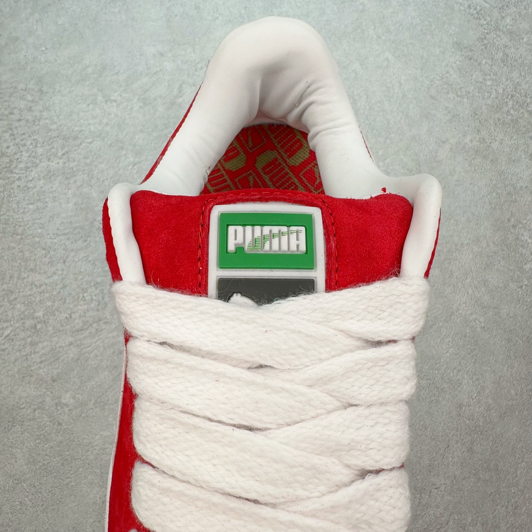 图片[5]-PUMA SUEDE XL 彪马新款面包鞋男女同款复古休闲板鞋 赠送一双鞋带 鞋身通体采用细腻的麂皮材质 厚实柔软 质感出众 鞋侧保留PUMA标志性跑道图案 侧面与后跟点缀金属色PUMA LOGO 兼具辨识度与细节感 加厚鞋垫、饱满鞋舌 搭配加宽扁形鞋带 使得穿着感更加贴合与舒适 值得一提的是 本季SUEDE XL鞋款以黑色、红色及蓝色最为瞩目 经典黑的配色 在低调之余可轻松驾驭任何潮流风格造型 而高饱和度的配色 则是当之无愧的早春出街利器。货号： 395205 尺码：36 37 37.5 38 38.5 39 40 40.5 41 42 42.5 43 44 45-选品中心