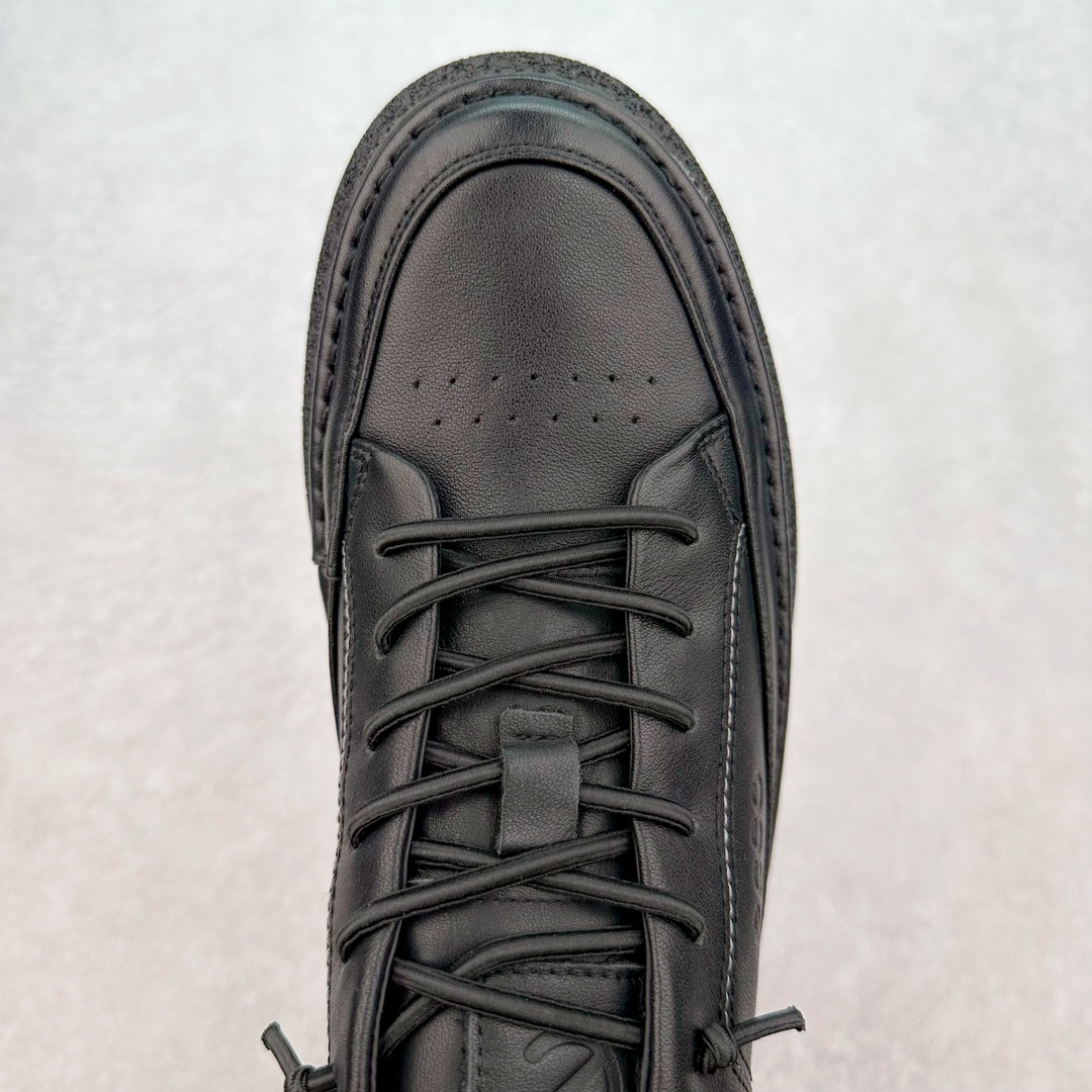 图片[4]-ECCO爱步2024春秋热卖款式 男士休闲鞋百搭防滑平底鞋 简约时尚户外鞋 摒弃传统鞋面设计，舒适牛皮鞋面 手感细腻顺滑，纹理清晰 柔软脚感随心穿脱 质感清晰的鞋带，搭载柔韧橡胶鞋底 脚感柔软舒适，适宜多种地形 轻松行走，触感细腻 一双时尚休闲鞋 拒绝束缚 让你成为最惊艳的那一个 尺码：38 39 40 41 42 43 44（皮鞋码）-选品中心