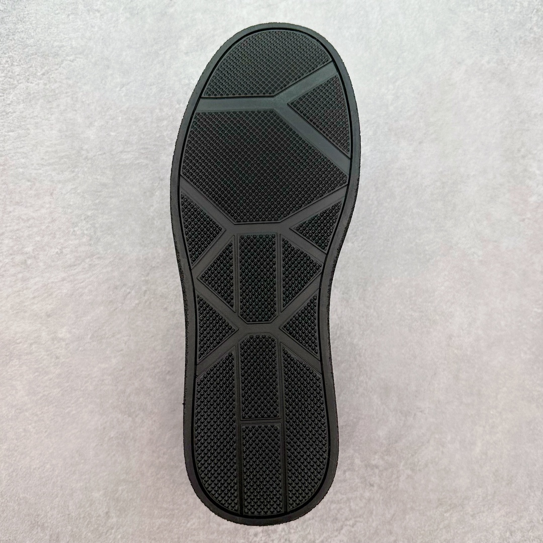 图片[9]-ECCO爱步2024春秋热卖款式 男士休闲鞋百搭防滑平底鞋 简约时尚户外鞋 摒弃传统鞋面设计，舒适牛皮鞋面 手感细腻顺滑，纹理清晰 柔软脚感随心穿脱 质感清晰的鞋带，搭载柔韧橡胶鞋底 脚感柔软舒适，适宜多种地形 轻松行走，触感细腻 一双时尚休闲鞋 拒绝束缚 让你成为最惊艳的那一个 尺码：38 39 40 41 42 43 44（皮鞋码）-选品中心