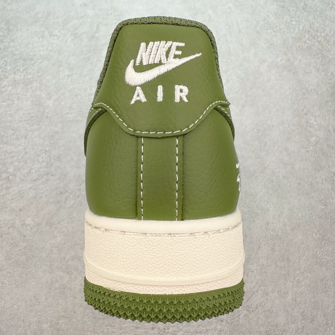 图片[8]-NK Air Force 1´07 Low 空军一号低帮百搭休闲运动板鞋 BB5353-515 柔软、弹性十足的缓震性能和出色的中底设计 横跨复古与现代的外型结合 造就出风靡全球 三十多年的Force 1 直到今天还深受青睐 尺码：36 36.5 37.5 38 38.5 39 40 40.5 41 42 42.5 43 44 44.5 45-选品中心