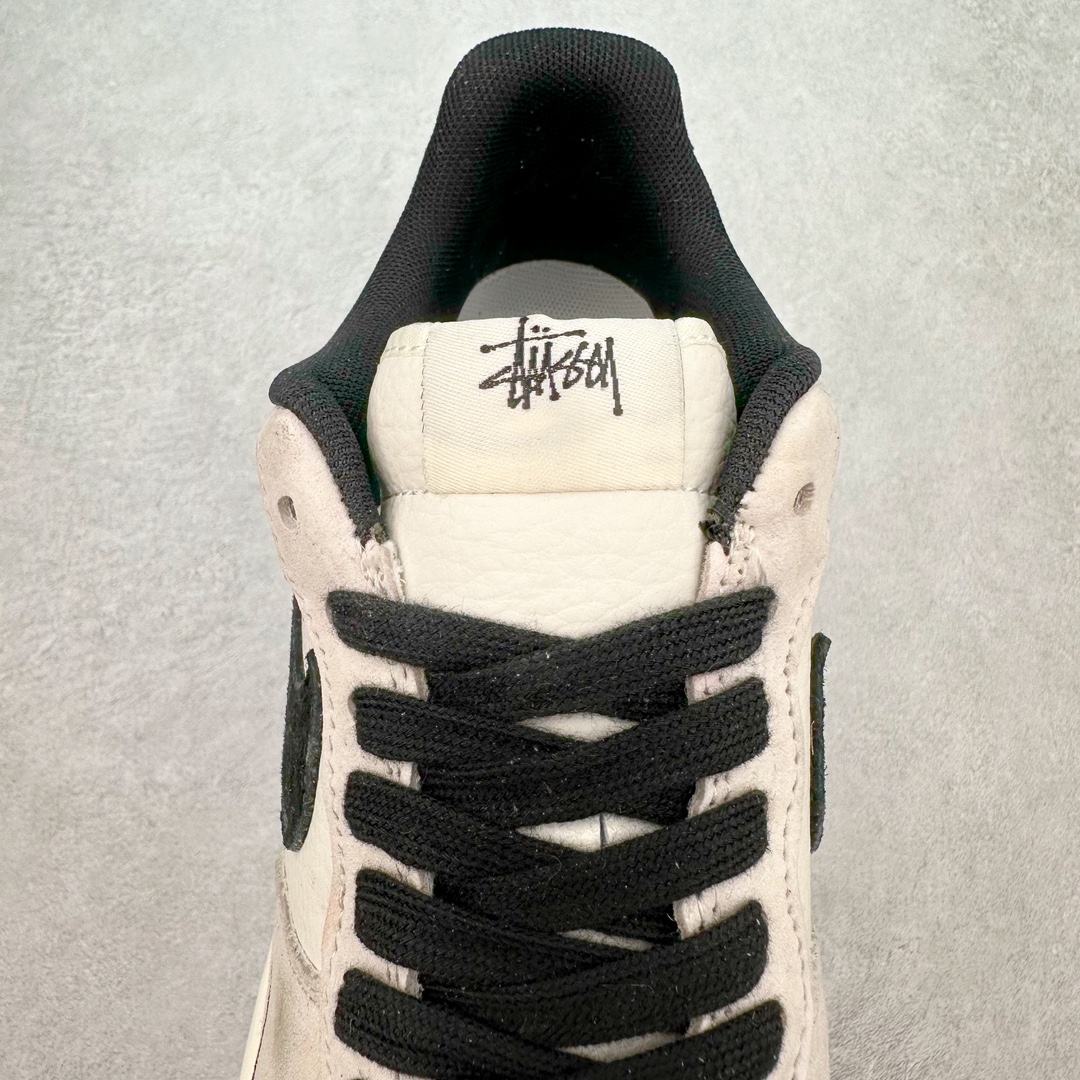 图片[5]-NK Air Force 1´07 Low 空军一号低帮百搭休闲运动板鞋 HD1968-012 柔软、弹性十足的缓震性能和出色的中底设计 横跨复古与现代的外型结合 造就出风靡全球 三十多年的Force 1 直到今天还深受青睐 尺码：36 36.5 37.5 38 38.5 39 40 40.5 41 42 42.5 43 44 44.5 45-选品中心