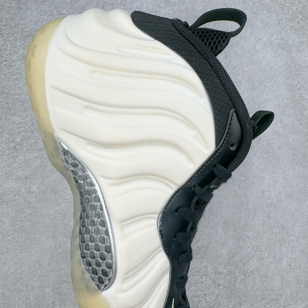 图片[6]-＃纯原特价福利 NK Air Foamposite Pro 奶油喷 FD5855-002 莞产原底面 公司渠道同模具 鞋型发泡360度无死角 双层Zoom气垫植入 中底完美注胶 搭载原厂碳纤维材质 诞生于1997年的NK Air Foamposite系列可以说是整个球鞋历史上最为经典的系列之一 也就是我们常说的“喷”和“泡” 其中“喷”由Foamposite One代言人Penny的英文音译而来 而“泡”则来源于另一款鞋型 Foamposite Pro中\\\”pro\\\”的音译 在诞生初期 由于高昂的造价以及超前的外形 Foamposite系列的反对者不在少数 甚至有人认为这款鞋会毁掉整个球鞋行业 但事实证明这双灵感来自于甲虫 自带“黑科技”鞋面以及双层Zoom+大块碳板的太空球鞋不仅受到了大众的接受与追捧 并且成功的影响了篮球鞋的发展 尺码：38.5 39 40 40.5 41 42 42.5 43 44 44.5 45 46-选品中心