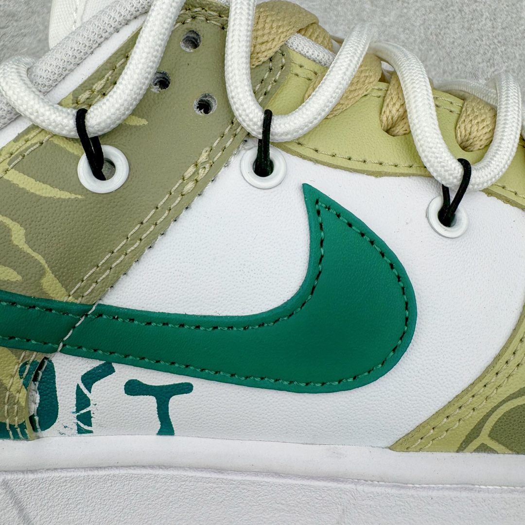 图片[17]-＃YC纯原福利 NK Dunk Low 酒鬼 DV0833-100 定制系列天花板 无原鞋不开发 全系列得物原鞋一比一校对开发 配色持续更新中 终端对接 优势输出 全套原厂楦头原纸板数据档案倾力打造 原汁原味莞产 极致还原 圈内最强针车工艺 高端零售指定版 广东原厂配套原盒原标 鞋盒分三个尺码段 原厂冲刀 超高清洁度 全鞋零毛边皮料切割 采用原厂百宏鞋带以及原厂百宏织唛舌标 内标可供原厂几率过验 进口原装条纹中底布 四线拉帮白色点胶 原厂拉帮手法遵循公司 原厂电绣 极致还原 尺码：40 40.5 41 42 42.5 43 44 44.5 45 46-选品中心