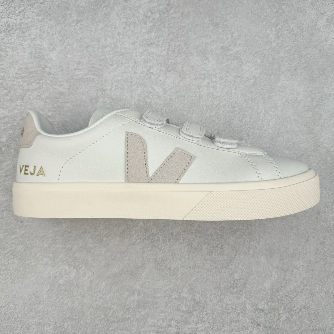 #福利特价 Veja Leather Extra Sneakers 法国国民V字经典小白板鞋 #Ins爆款 街拍频繁上镜 春季入夏简约百搭款 全头层进口牛皮 舒适面革内里 广东厂 高端主打色系全网热销中 所售渠道大致由代购渠道 尺码:35 36 37 38 39 40 41 42 43 44 45-选品中心