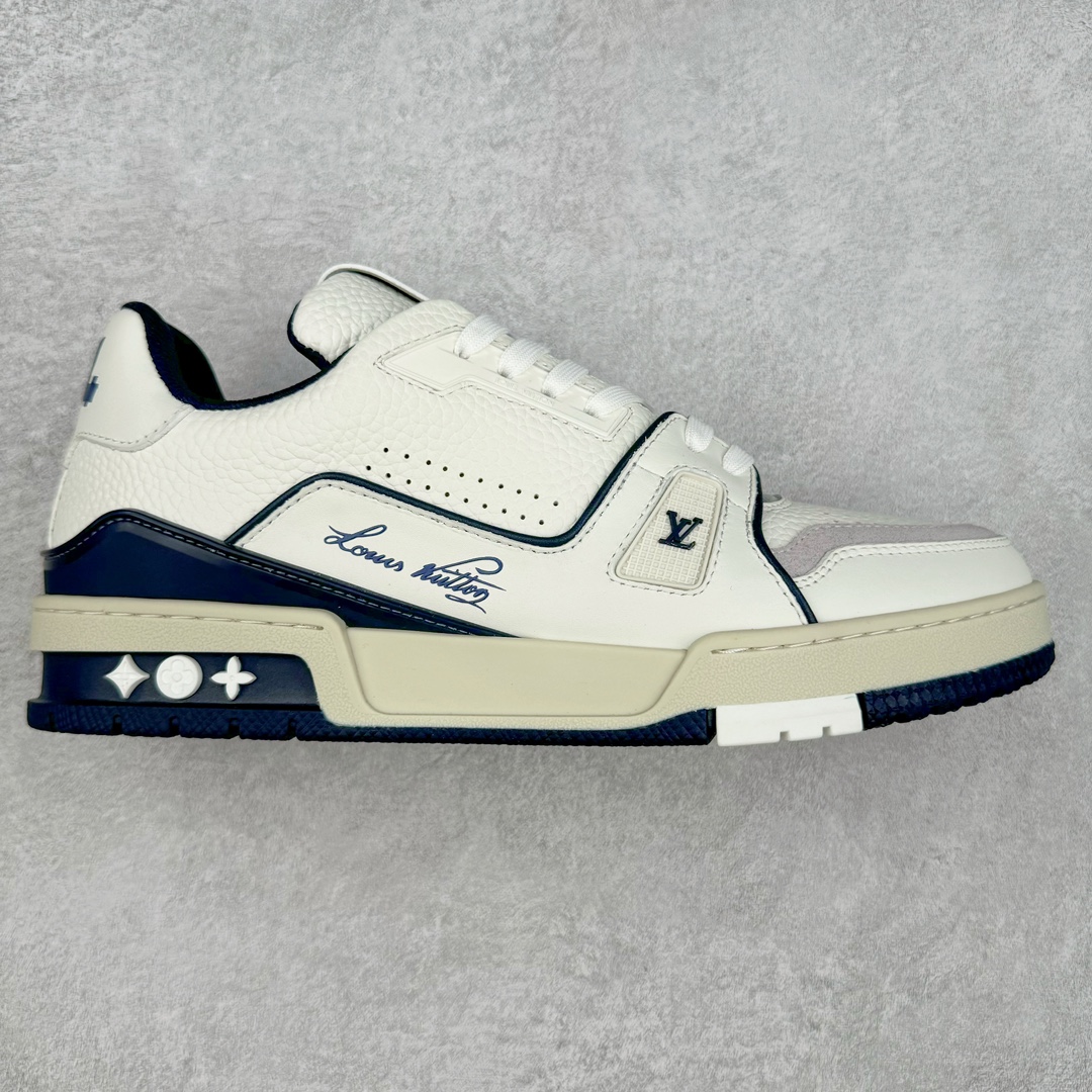 ＃FZ纯原福利 Louis Vuitton Trainer lv时装走秀运动鞋 实力大厂出品 平台专供 成熟的做工稳定的品控 完美鞋型超高的清洁度 零毛边线头瑕疵 全套原楦原纸版原鞋开模 全网最具灵魂的版型 正确原装黄色鞋盒 正确中底印花 鞋面印花3D高频深度立体 全鞋电脑针车 紧密相连 针距密度一致 环保乳胶注塑鞋垫 厚度脚感还原原版 皮面裁剪部位 统一油边封口工艺 原装橡胶大底含胶量大底组合零偏差 专柜全套包装 防尘袋 说明书 质保卡 男女鞋 尺码：35 36 37 38 39-选品中心