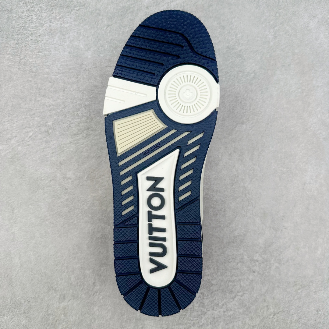 图片[9]-＃FZ纯原福利 Louis Vuitton Trainer lv时装走秀运动鞋 实力大厂出品 平台专供 成熟的做工稳定的品控 完美鞋型超高的清洁度 零毛边线头瑕疵 全套原楦原纸版原鞋开模 全网最具灵魂的版型 正确原装黄色鞋盒 正确中底印花 鞋面印花3D高频深度立体 全鞋电脑针车 紧密相连 针距密度一致 环保乳胶注塑鞋垫 厚度脚感还原原版 皮面裁剪部位 统一油边封口工艺 原装橡胶大底含胶量大底组合零偏差 专柜全套包装 防尘袋 说明书 质保卡 男女鞋 尺码：35 36 37 38 39-选品中心