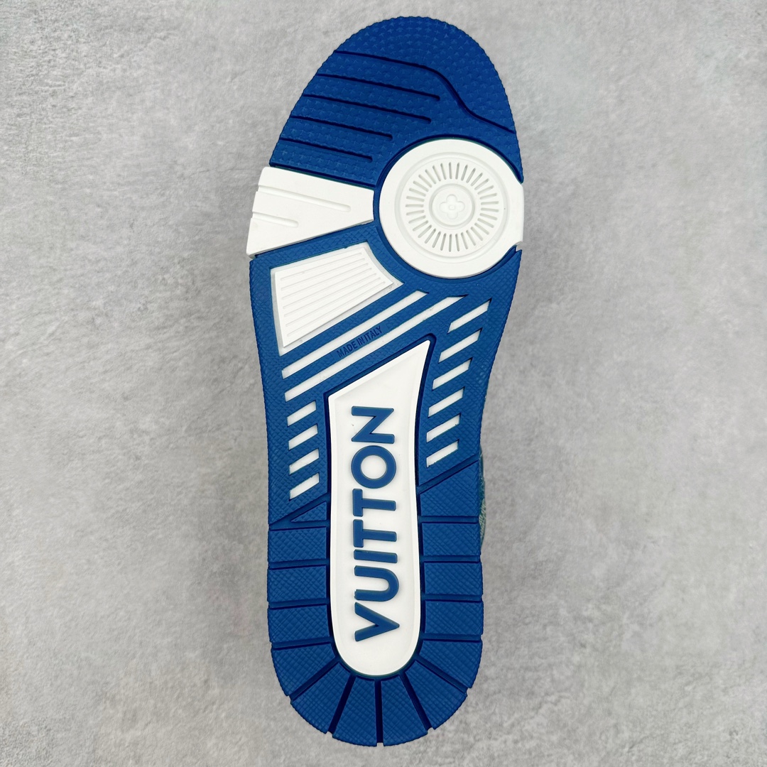 图片[9]-＃FZ纯原福利 Louis Vuitton Trainer lv时装走秀运动鞋 实力大厂出品 平台专供 成熟的做工稳定的品控 完美鞋型超高的清洁度 零毛边线头瑕疵 全套原楦原纸版原鞋开模 全网最具灵魂的版型 正确原装黄色鞋盒 正确中底印花 鞋面印花3D高频深度立体 全鞋电脑针车 紧密相连 针距密度一致 环保乳胶注塑鞋垫 厚度脚感还原原版 皮面裁剪部位 统一油边封口工艺 原装橡胶大底含胶量大底组合零偏差 专柜全套包装 防尘袋 说明书 质保卡 男女鞋 尺码：35 36 37 38 39 40 41 42 43 44 45-选品中心