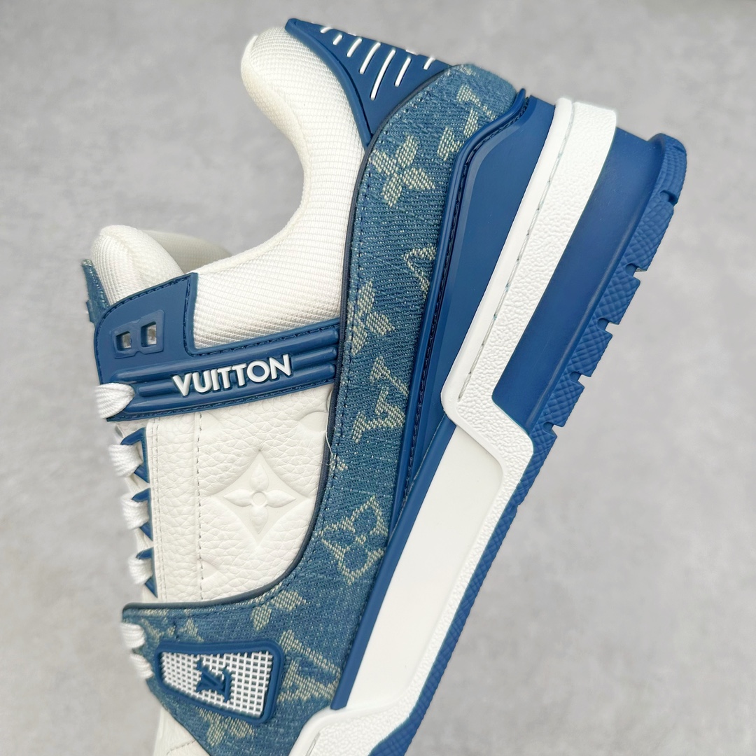 图片[7]-＃FZ纯原福利 Louis Vuitton Trainer lv时装走秀运动鞋 实力大厂出品 平台专供 成熟的做工稳定的品控 完美鞋型超高的清洁度 零毛边线头瑕疵 全套原楦原纸版原鞋开模 全网最具灵魂的版型 正确原装黄色鞋盒 正确中底印花 鞋面印花3D高频深度立体 全鞋电脑针车 紧密相连 针距密度一致 环保乳胶注塑鞋垫 厚度脚感还原原版 皮面裁剪部位 统一油边封口工艺 原装橡胶大底含胶量大底组合零偏差 专柜全套包装 防尘袋 说明书 质保卡 男女鞋 尺码：35 36 37 38 39 40 41 42 43 44 45-选品中心