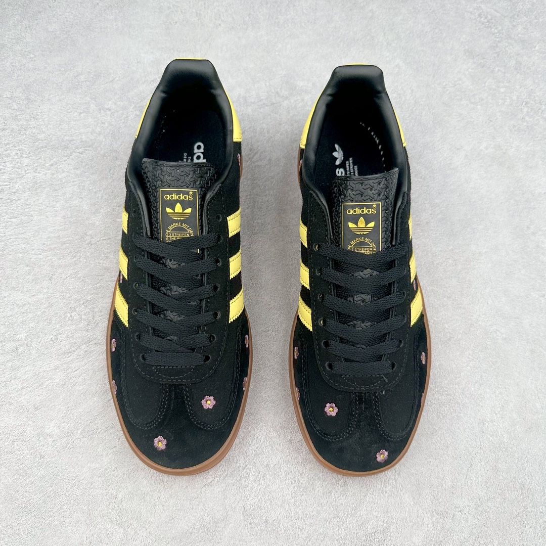 图片[2]-AD Gazelle Indoor Trainers 羚羊内训系列低帮复古百搭休闲运动德训风板鞋 IF4490 90年代经典的复刻版！自60年代以足球训练鞋面世以来,Gazelle就以其经典设计席卷全球。1991年版本的复刻,再造经典Gazelle。采用皮革打造,搭配浊色细节,让这款经典更加简约。尺码：36 36⅔ 37⅓ 38 38⅔ 39⅓ 40 40⅔ 41⅓ 42 42⅔ 43⅓ 44 45-选品中心